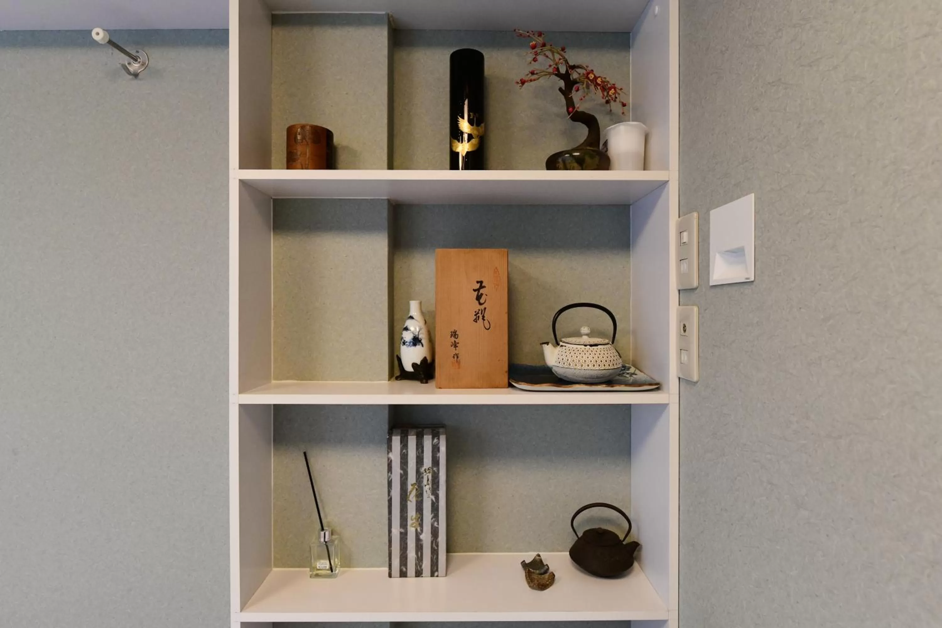 Bedroom in 無料wi-fi JING HOUSE 秋葉原 電動自転車レンタル