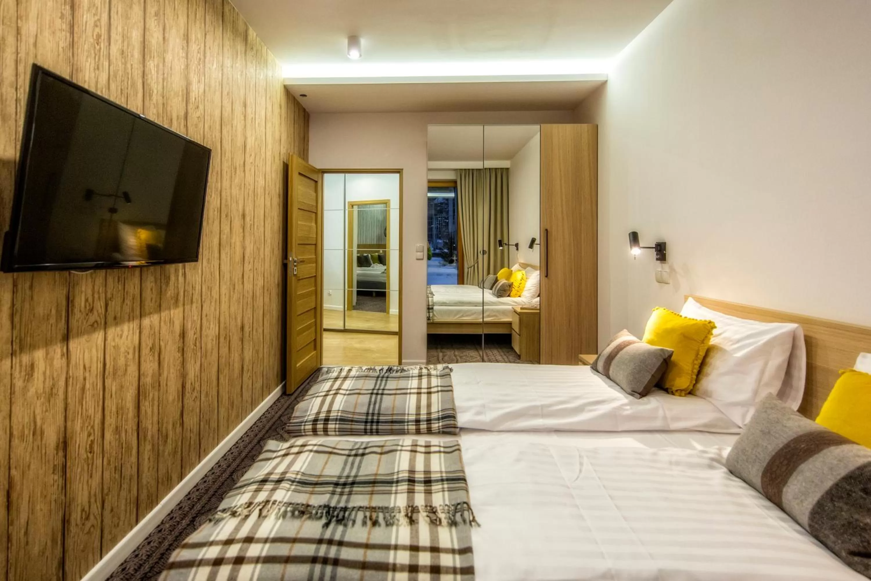 Bedroom, Bed in Aparthotel Giewont