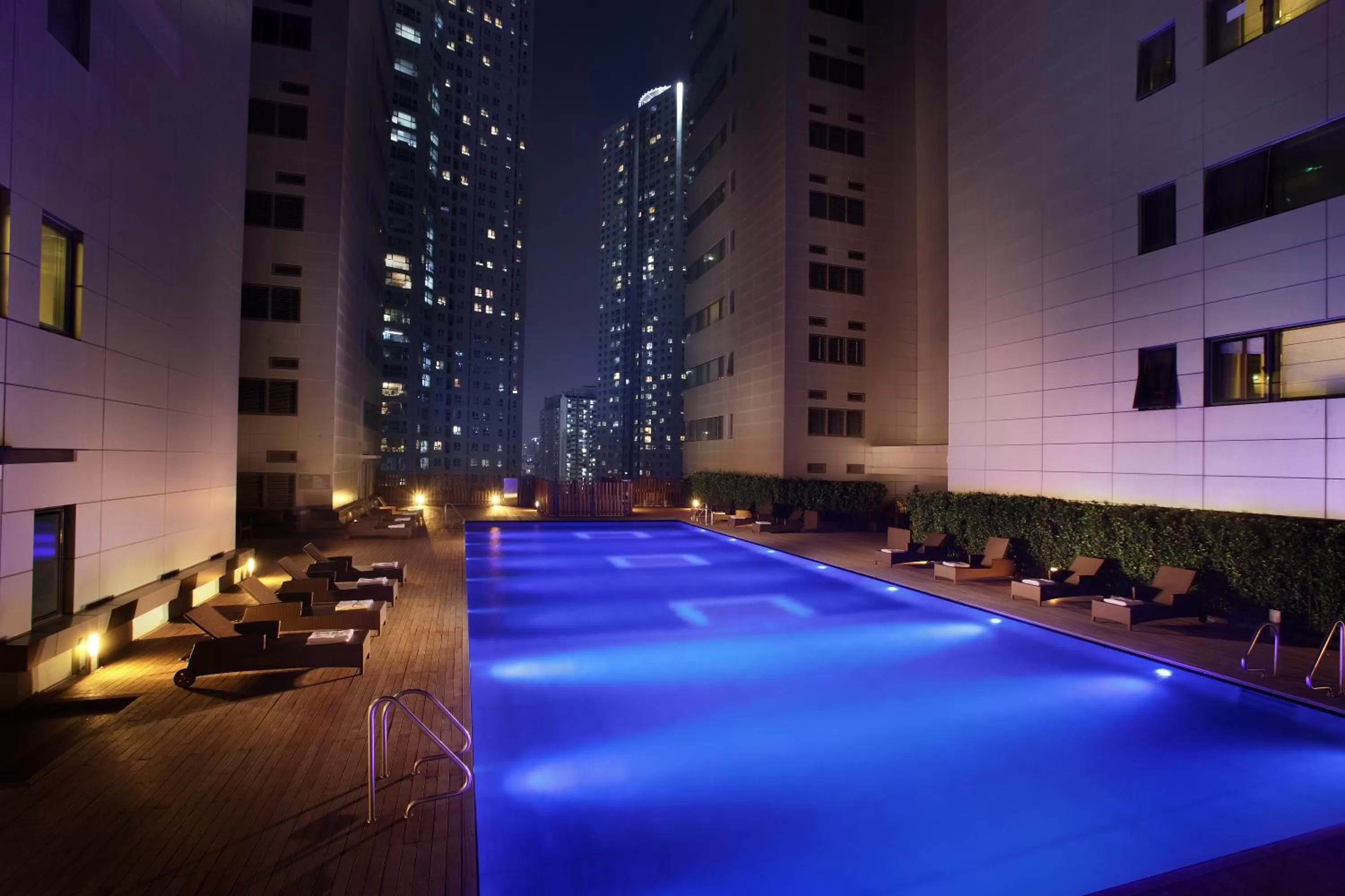 Summer in The Classic 500 Pentaz Executive Residence