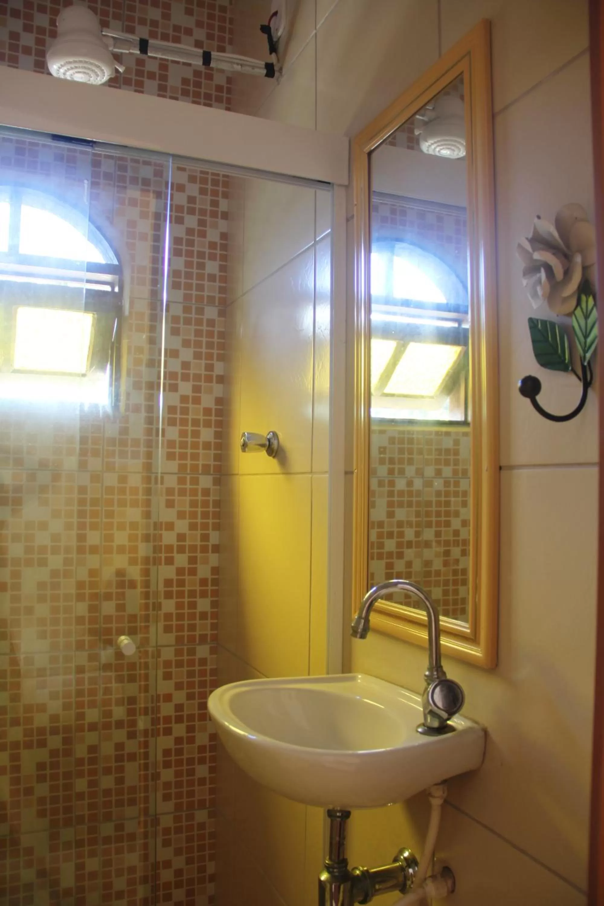 Bathroom in Pousada da Rose Paraty