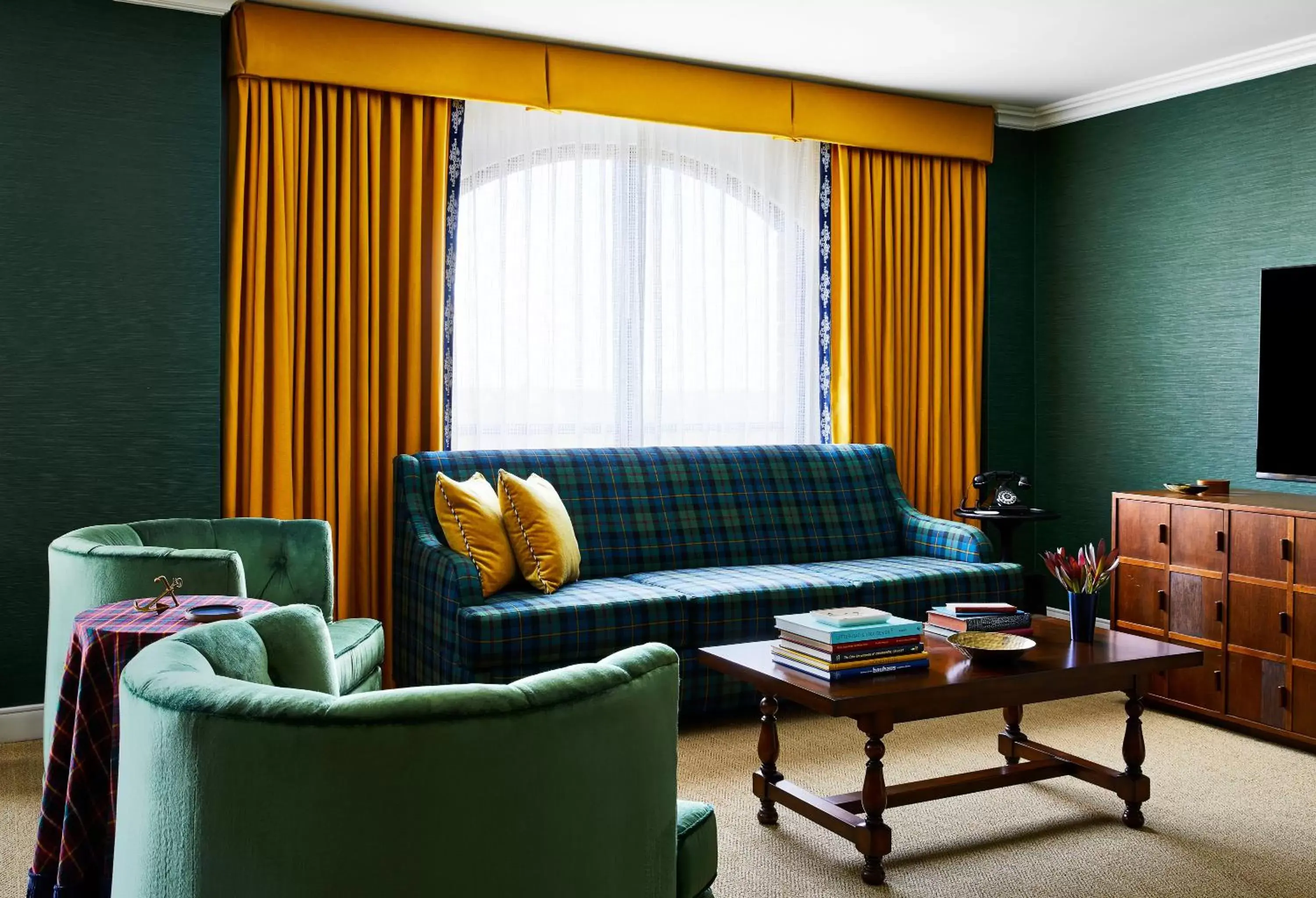 Suite in Graduate Annapolis Suite in Graduate Annapolis