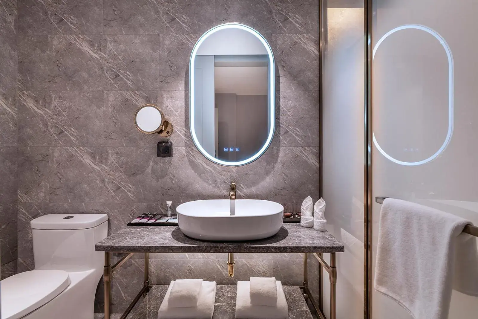 Classic King Room in Mercure Hangzhou Xixi Wetland Classic King Room in Mercure Hangzhou Xixi Wetland