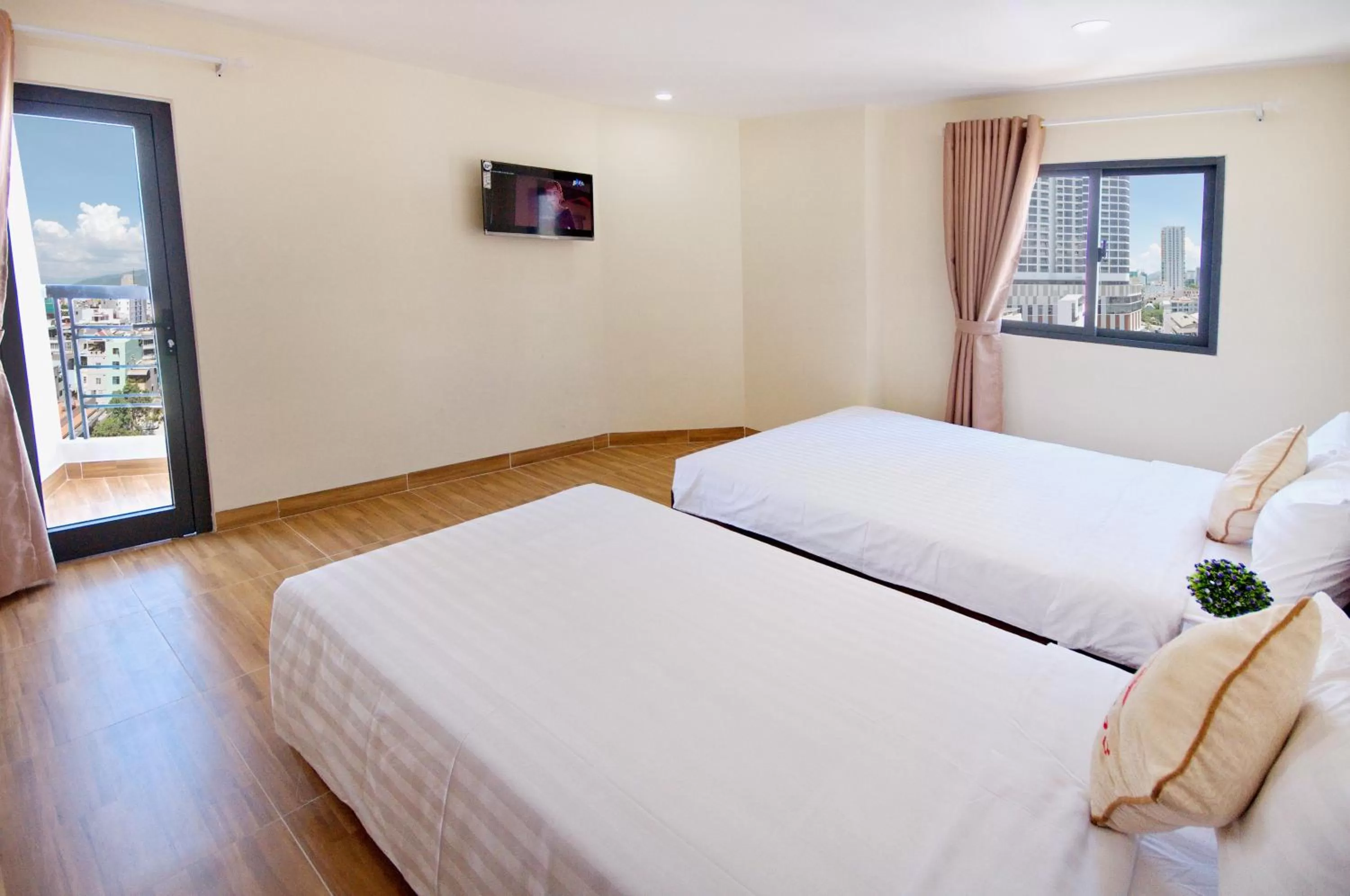 Bedroom, Bed in Harvey Hotel & Apartments