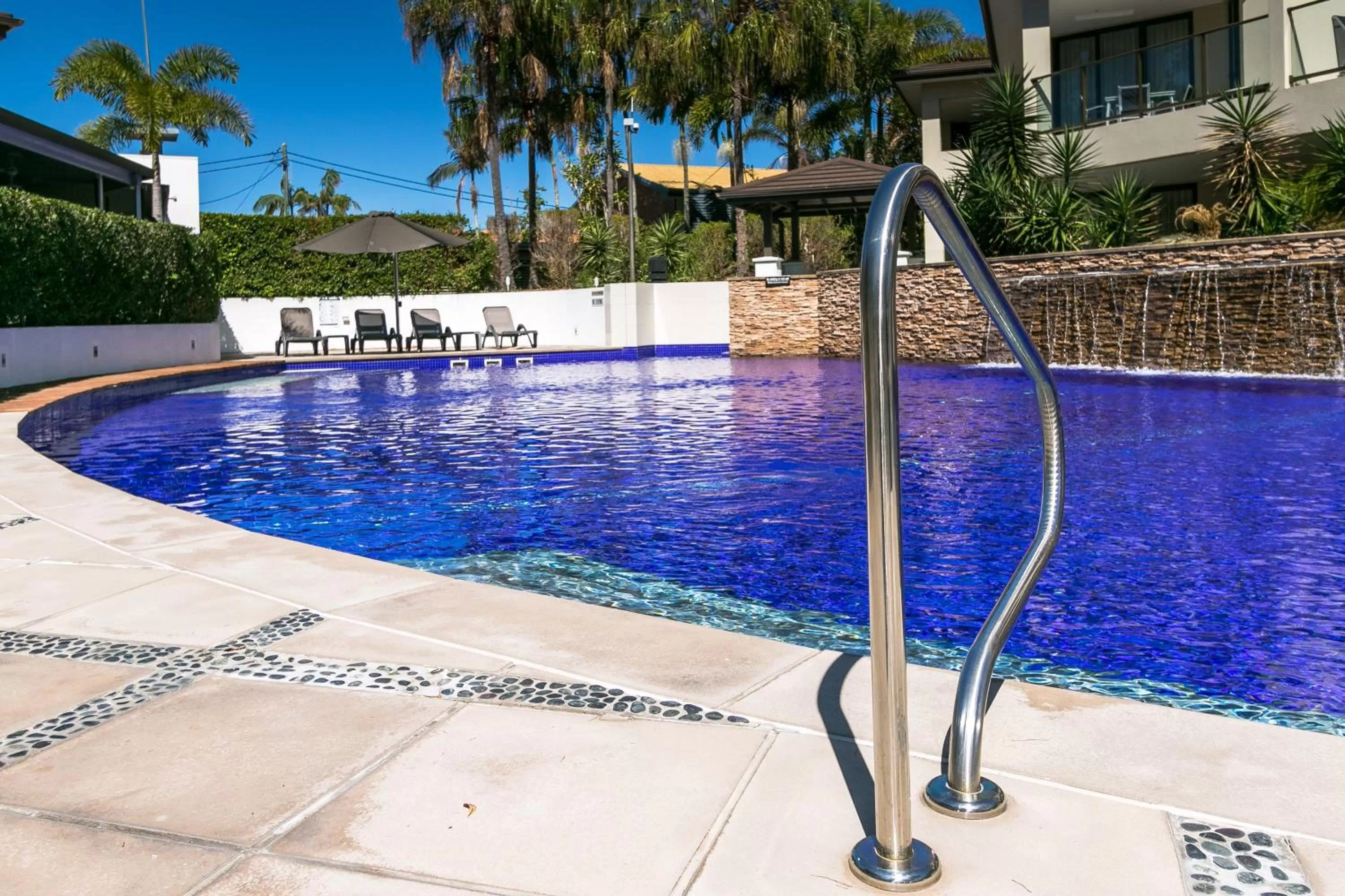 Swimming pool in Grand Mercure Allegra Hervey Bay