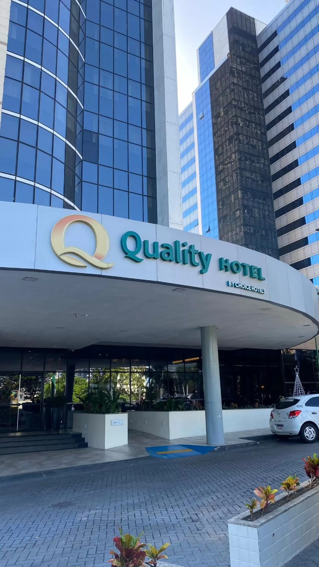 Property building in Quality Hotel Manaus