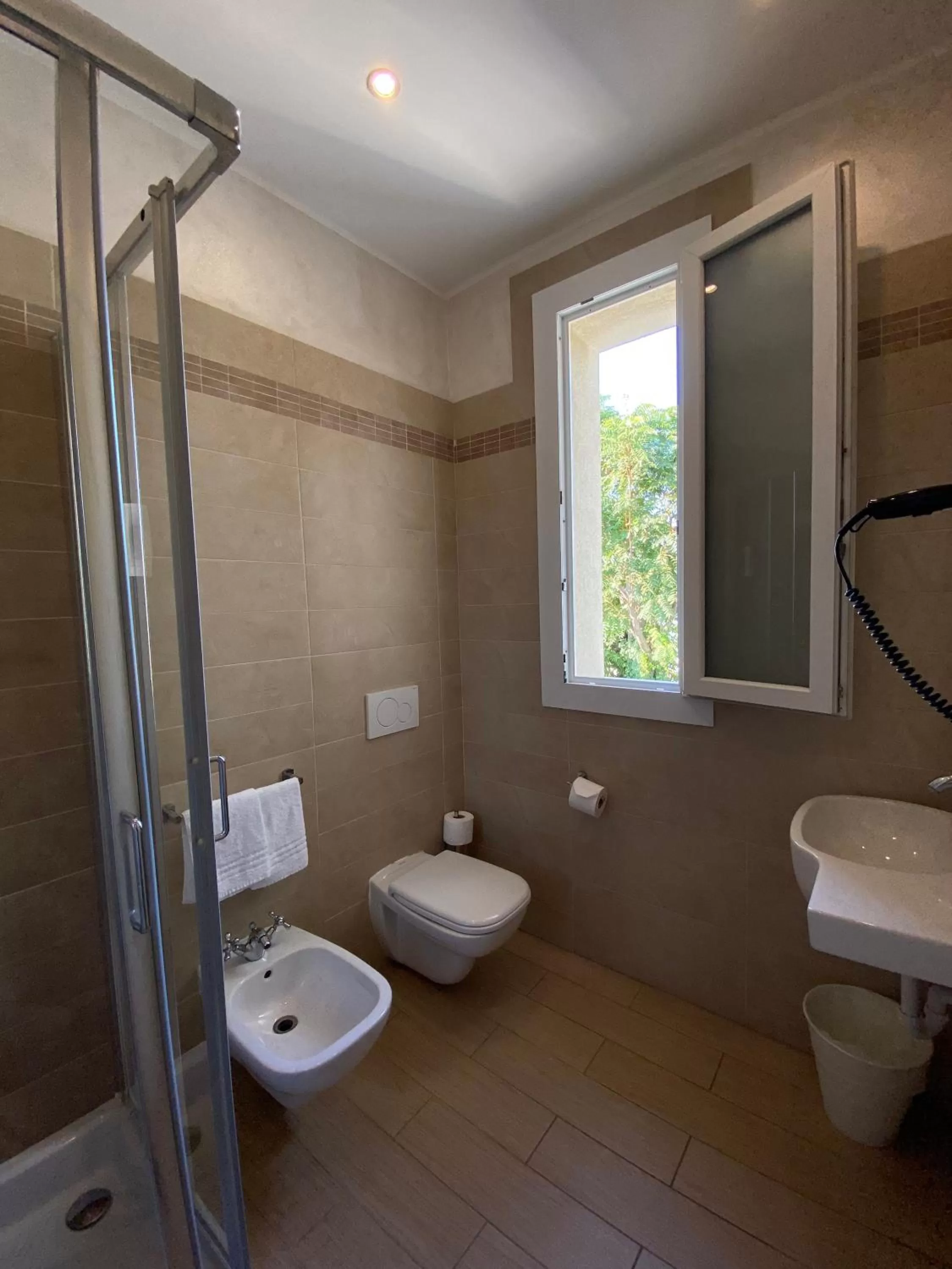 Bathroom in Marina Beach Suite Hotel