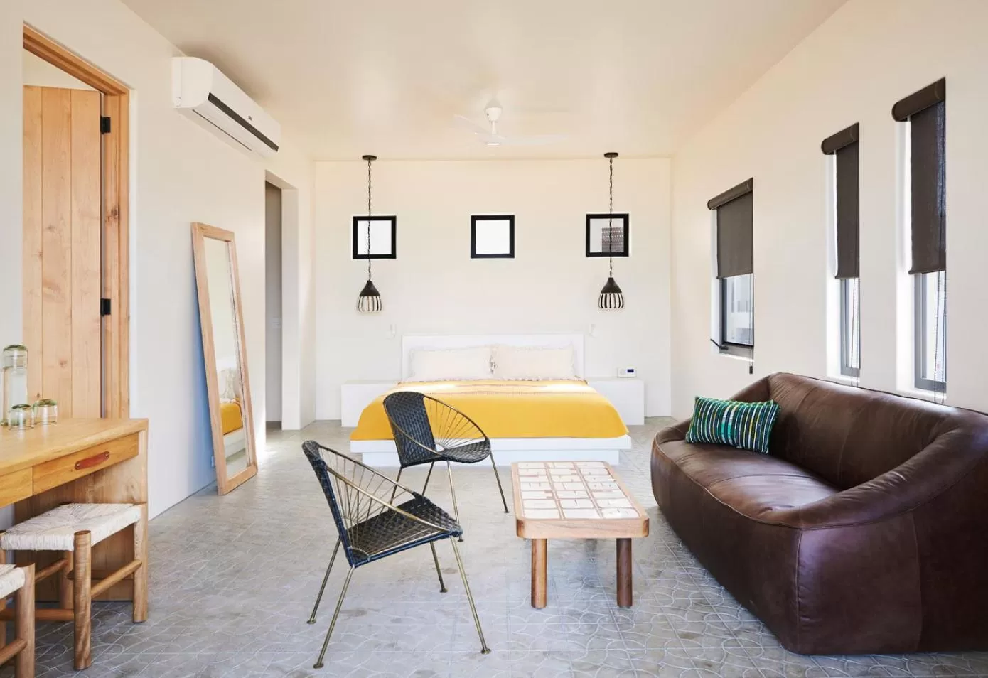 Living room, Bed in Hotel San Cristobal Adults 15+