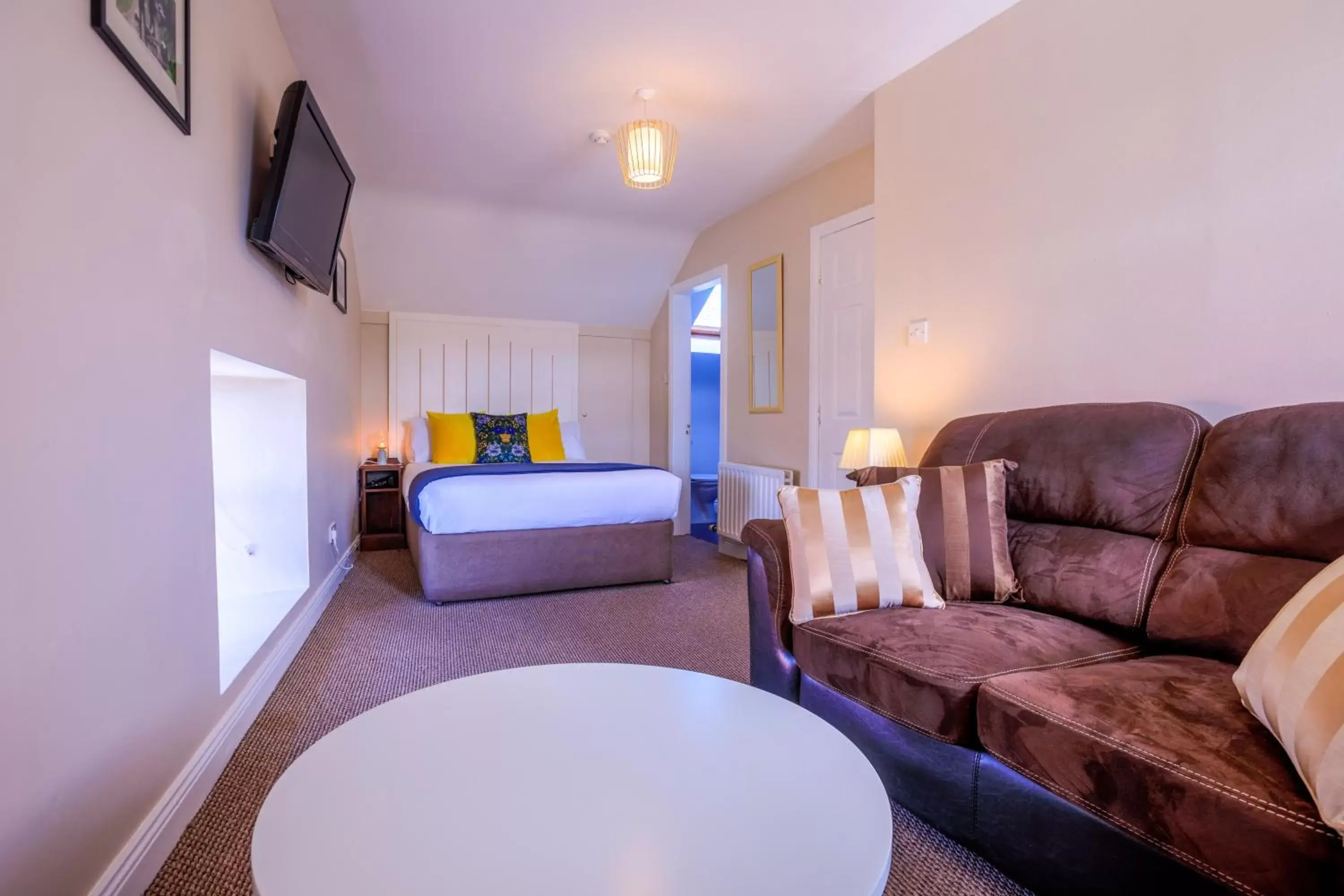 Deluxe Double Room with Sea View in The Quayside B&B Deluxe Double Room with Sea View in The Quayside B&B