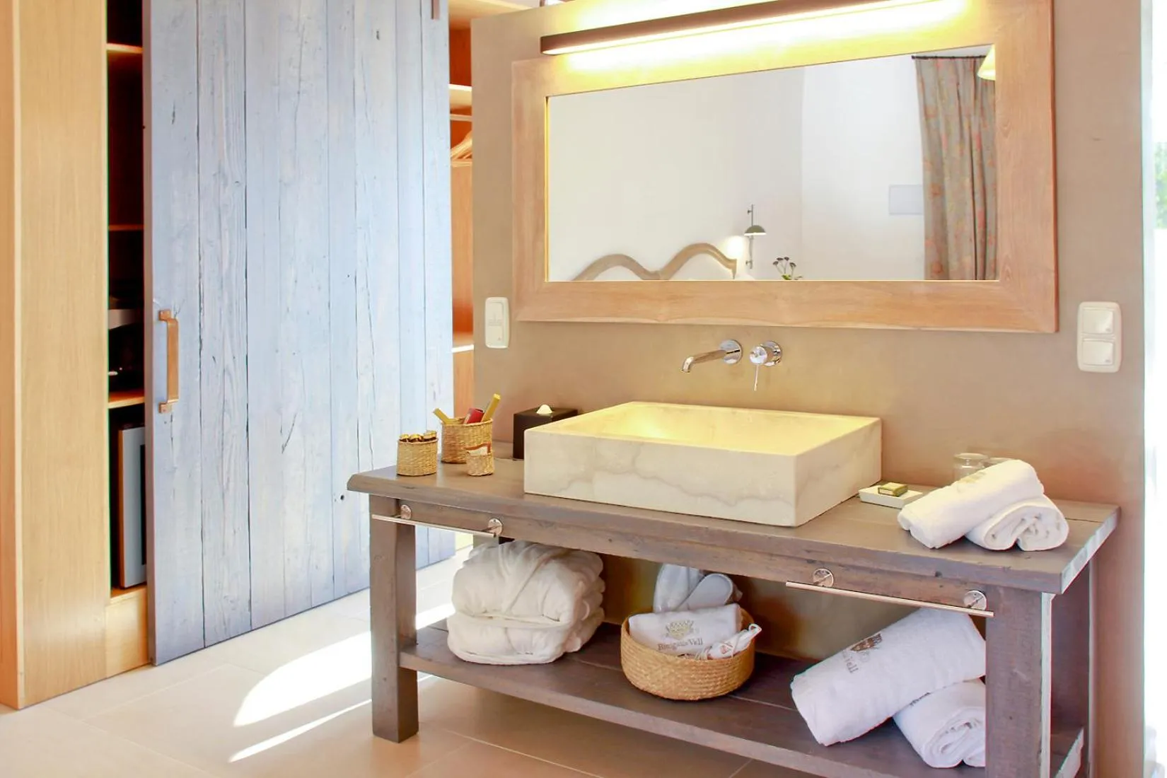 Bathroom in Hotel Rural Binigaus Vell