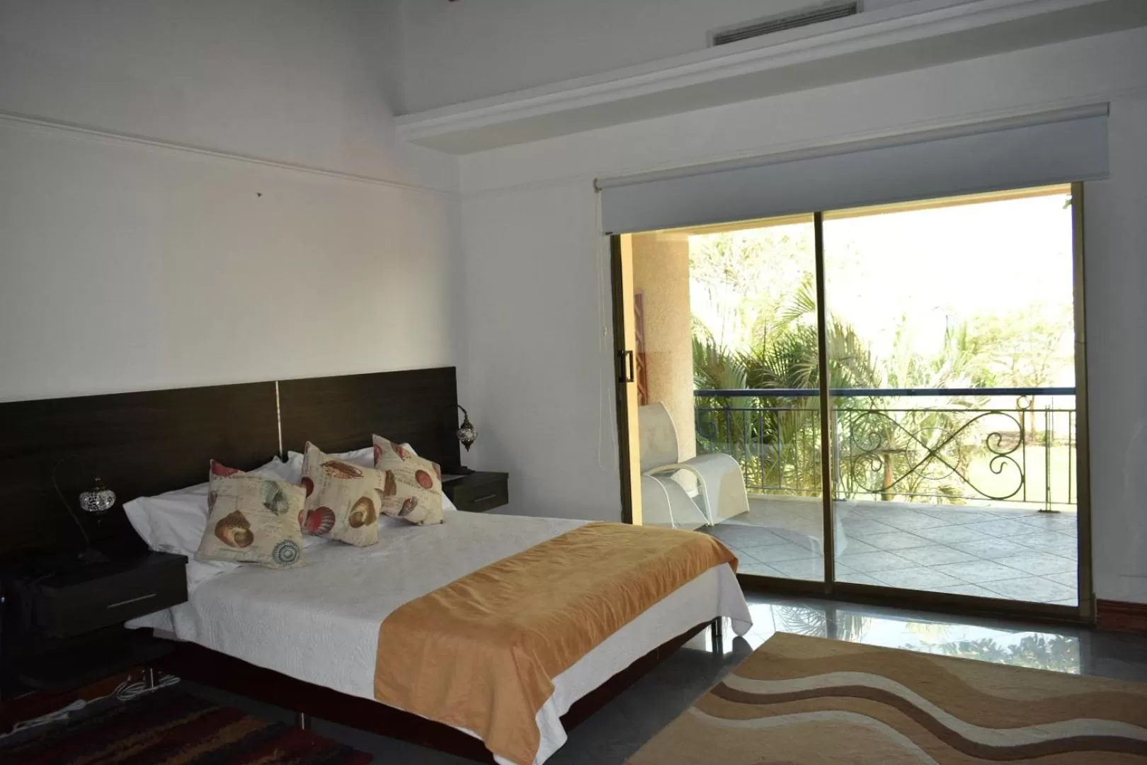 Balcony/Terrace, Bed in Porto Bello Hotel Boutique