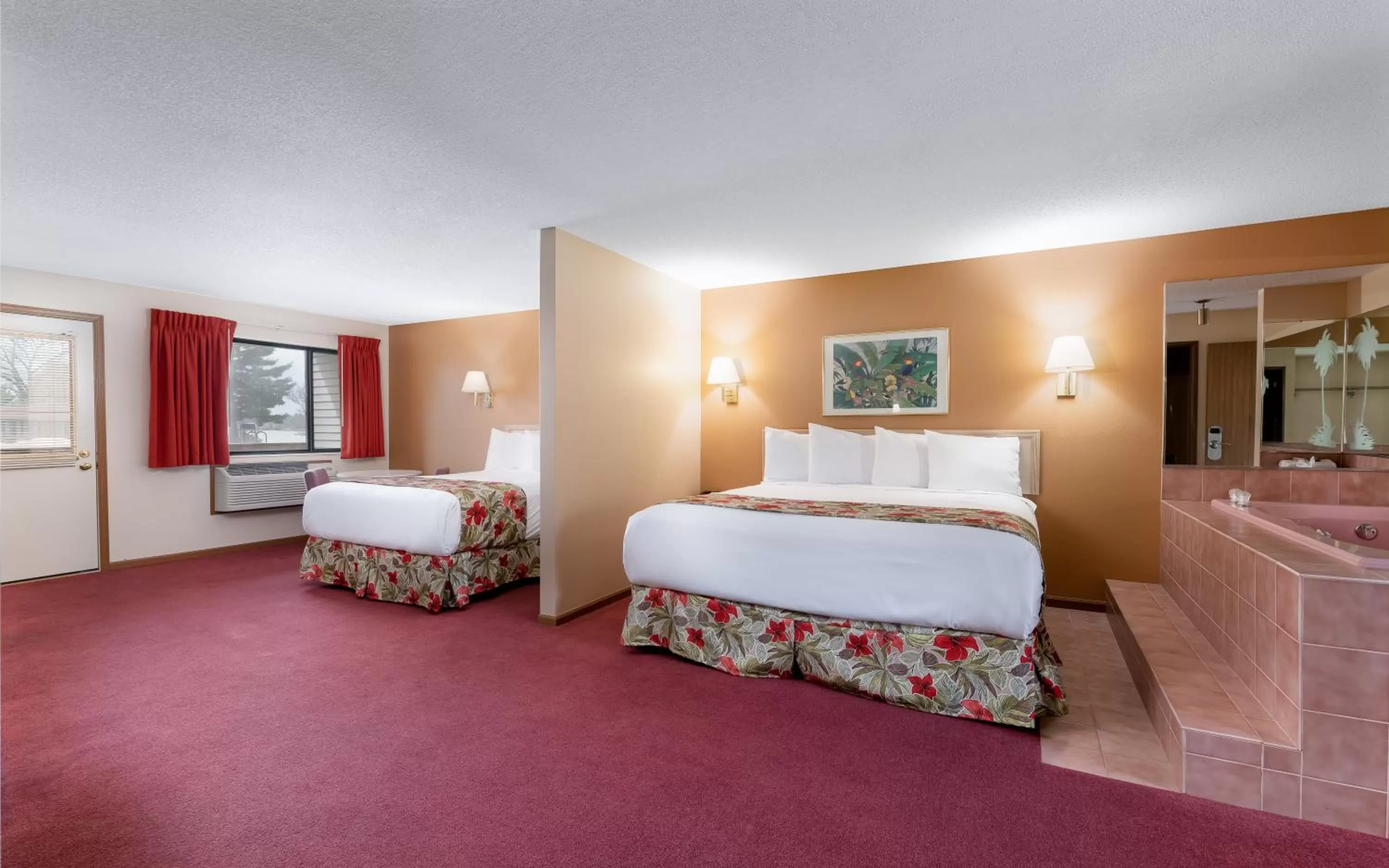 Jacuzzi Family Room with Balcony - Free Land Of Natura Waterpark Pass in Aloha Beach Resort