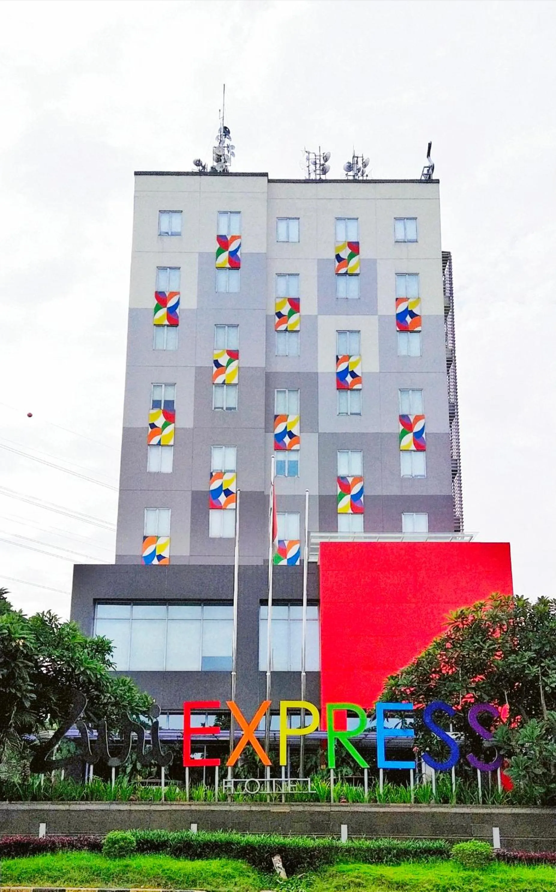 Property building in Zuri Express Lippo Cikarang