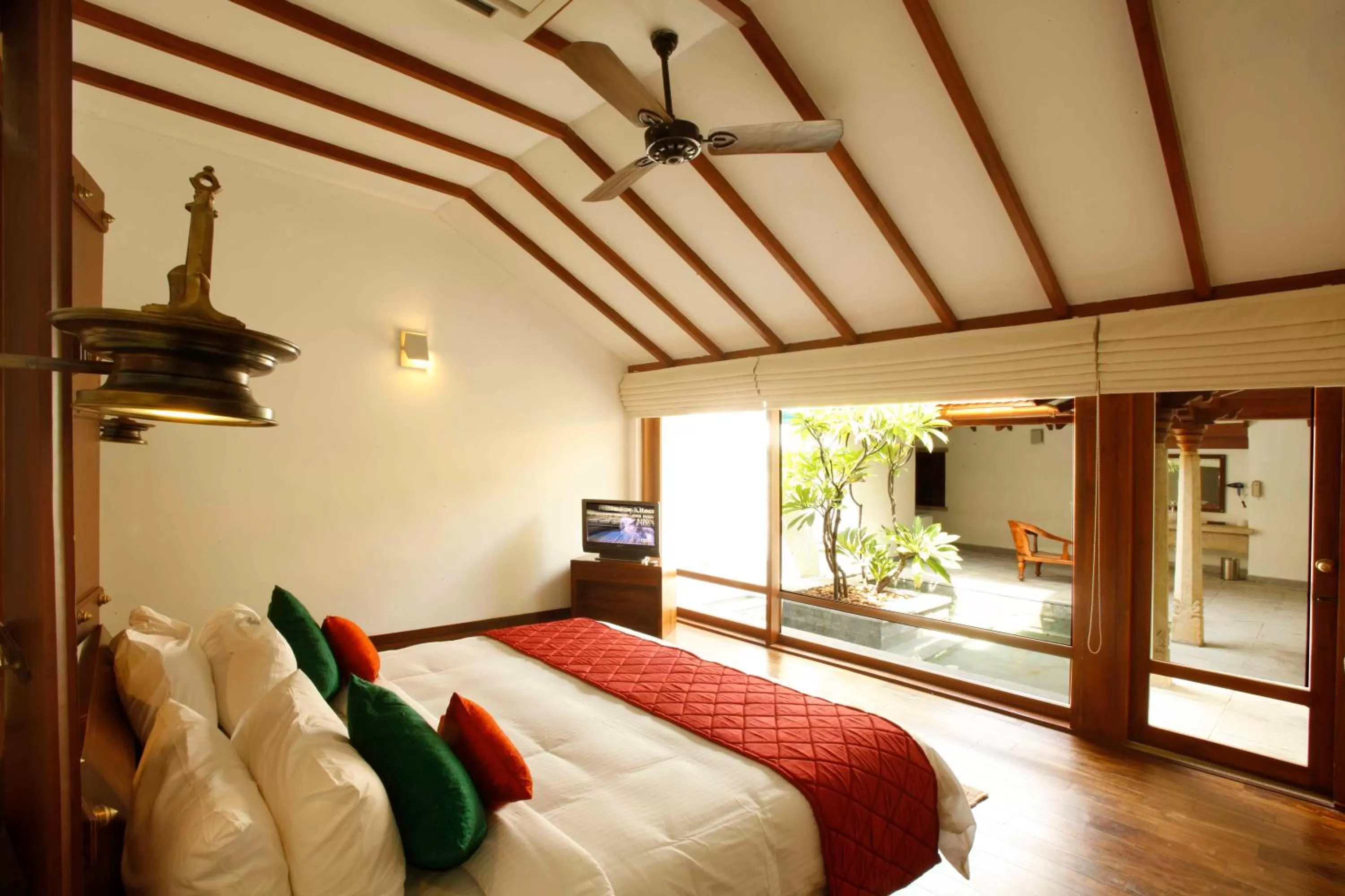 Luxury Plunge pool Villa (Complimentary breakfast and Hi-Tea (4–5 PM) with tea, coffee, and cookies) in Heritage Madurai