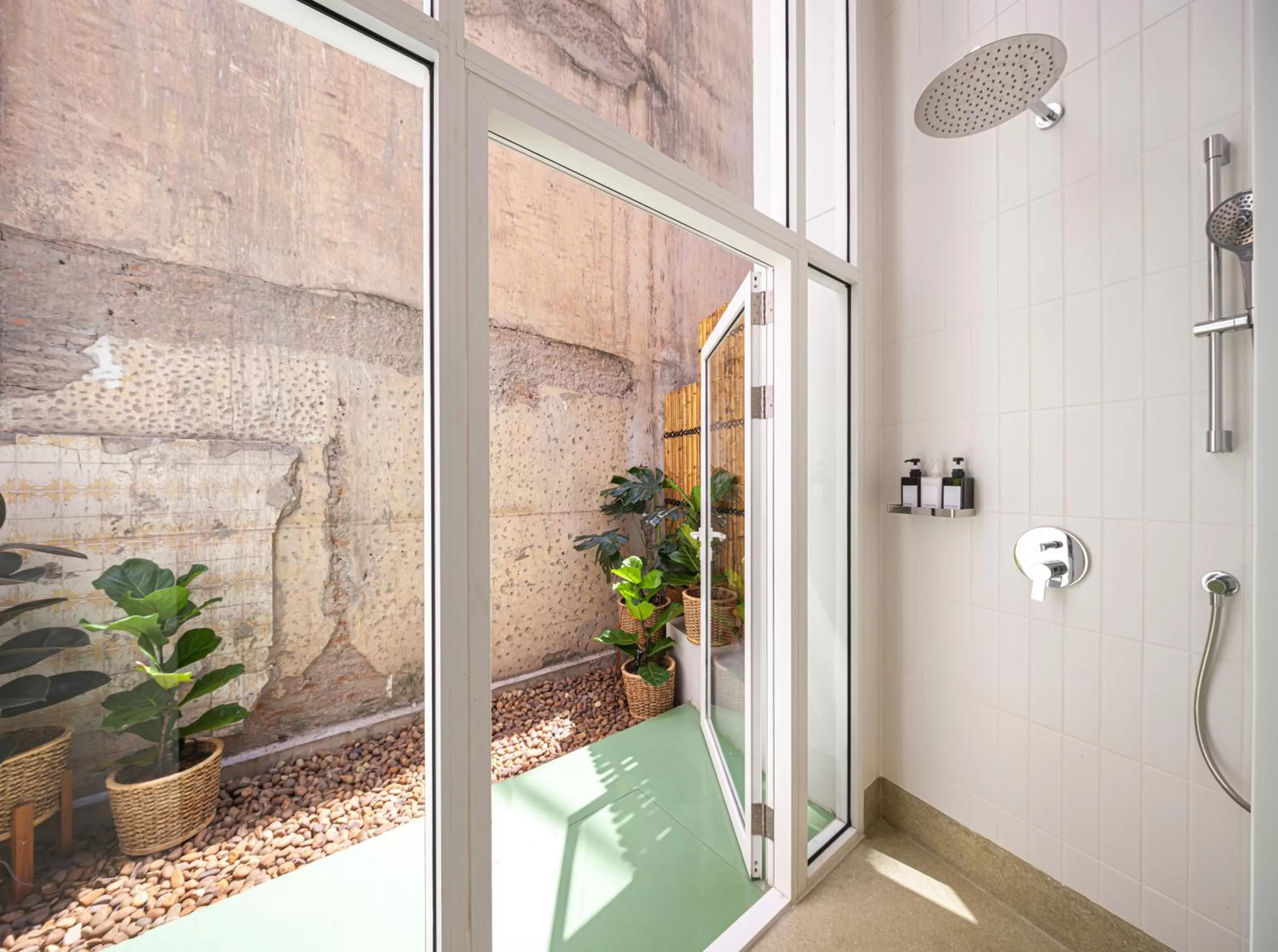 Bathroom in Bonsai Hotel Bangkok