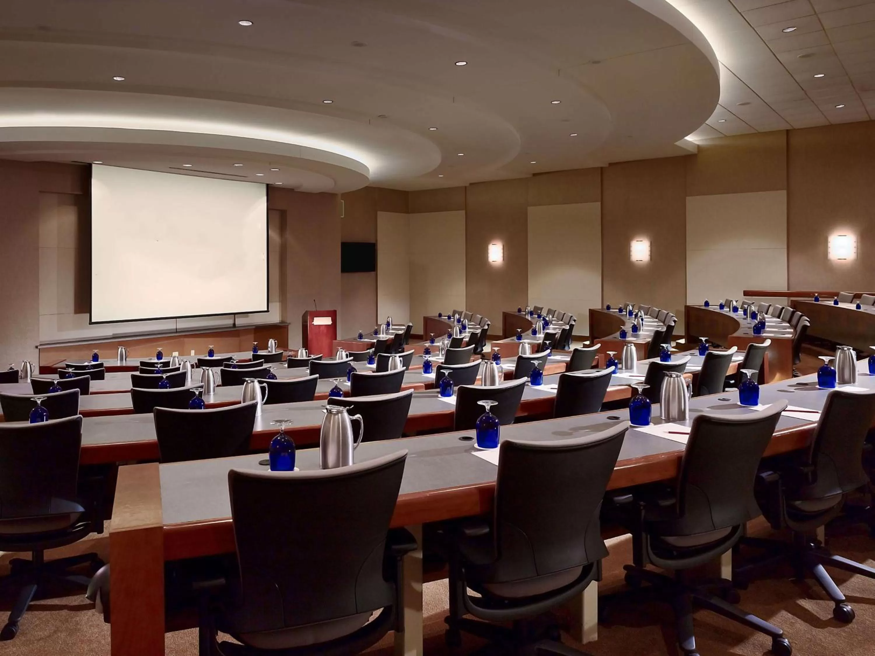 Meeting/conference room in The Chattanoogan Hotel, Curio Collection By Hilton