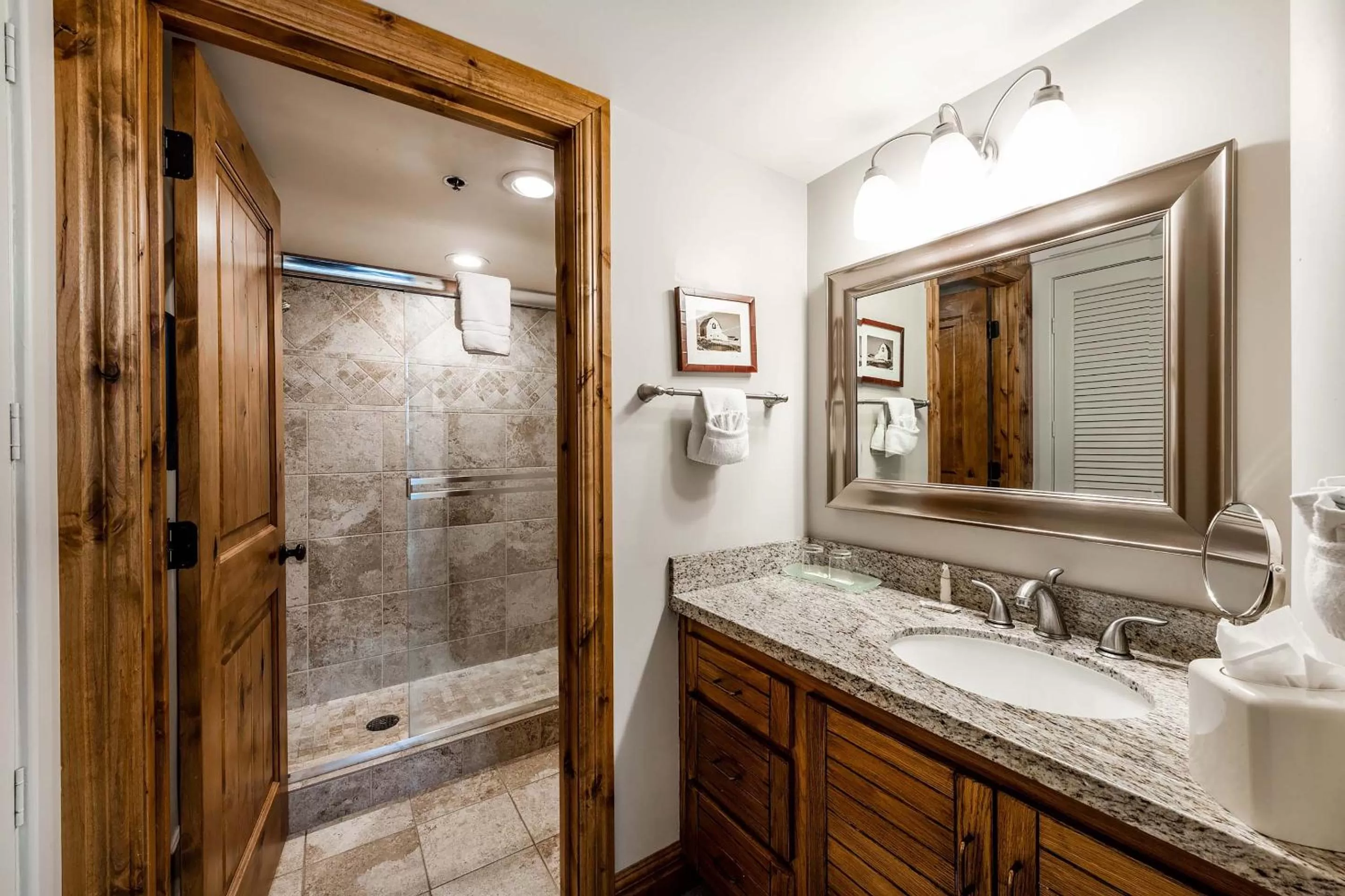 Bathroom in Silver King by All Seasons Resort Lodging