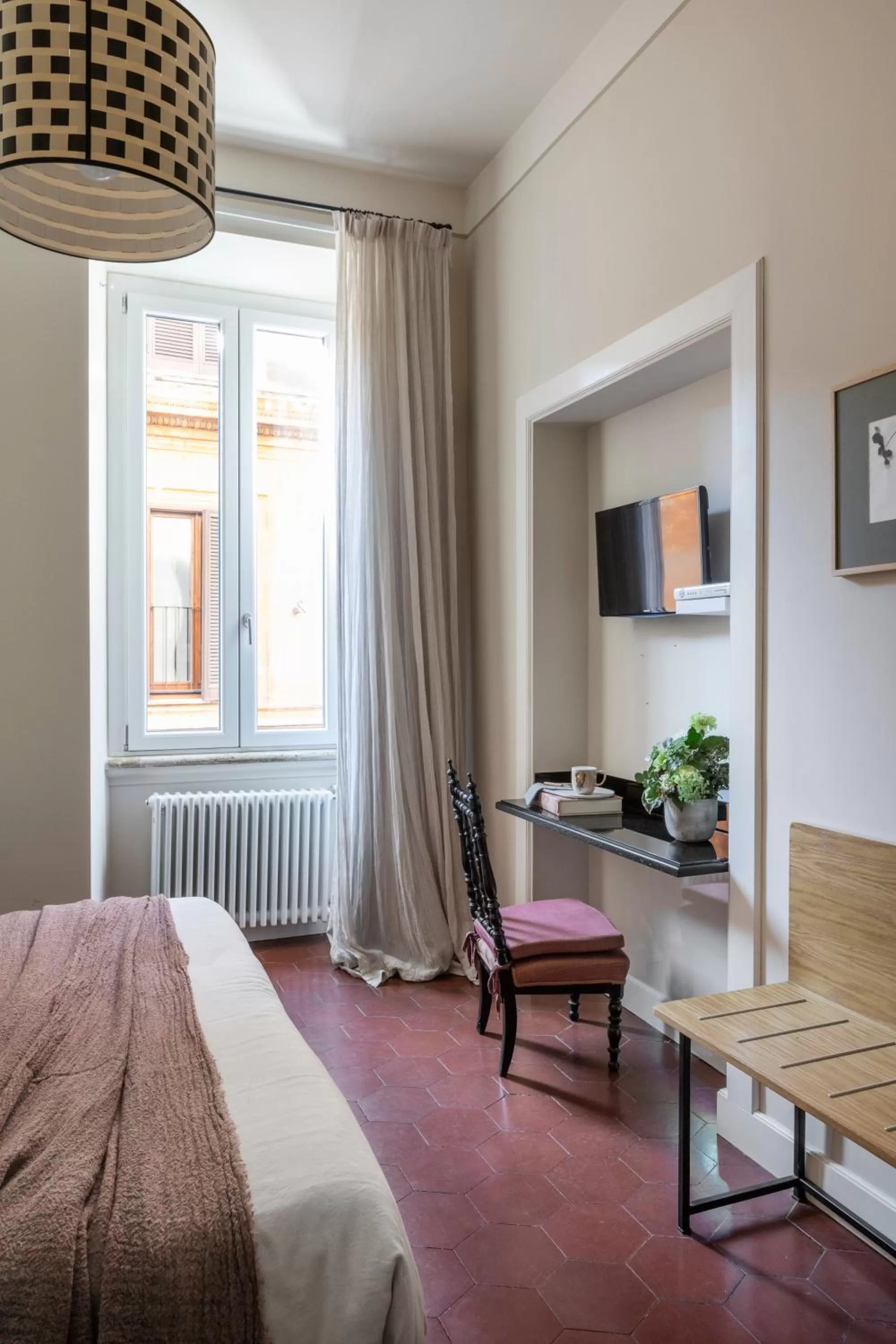 TV and multimedia, Bed in MyNavona