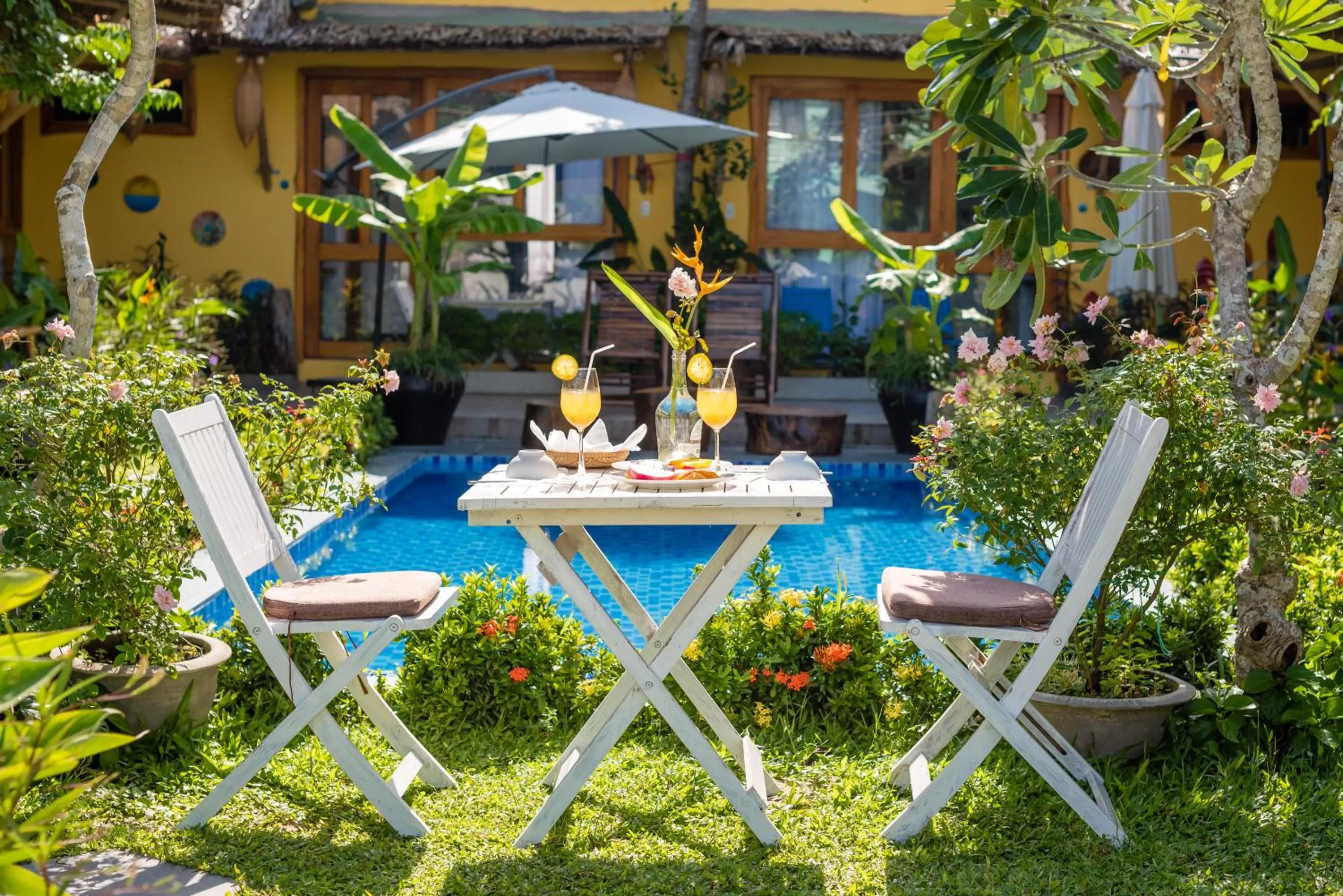 Breakfast, Swimming Pool in La Belle Anbang Homestay