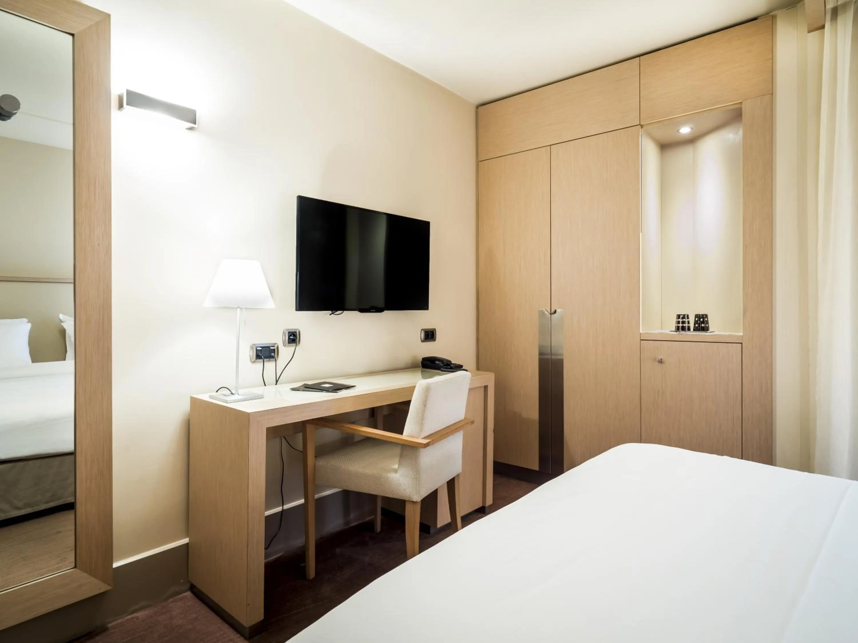 Photo of the whole room, Bed in Hôtel Le Pré Carré