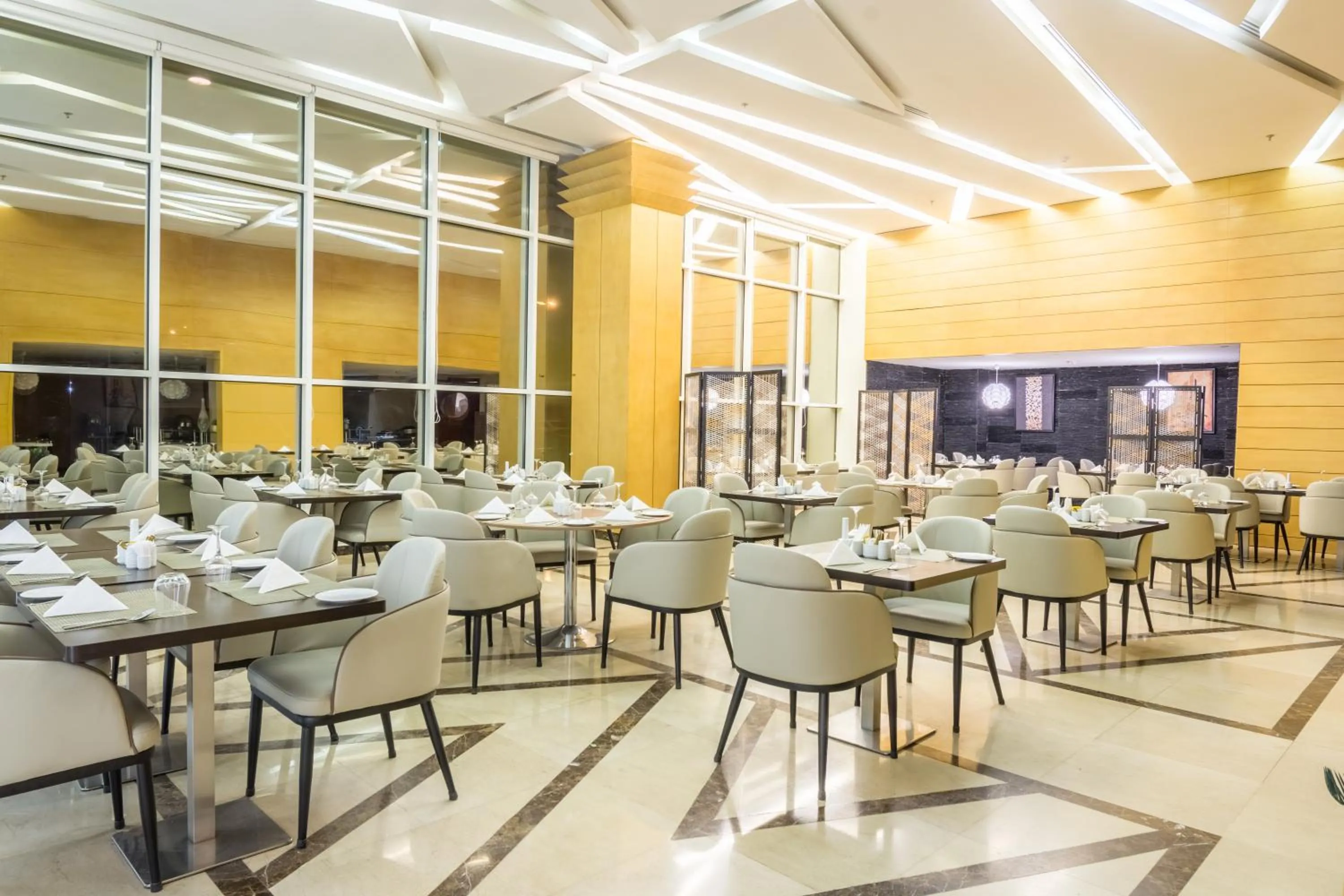 Restaurant/places to eat in Grand Plaza Hotel - Dhabab Riyadh
