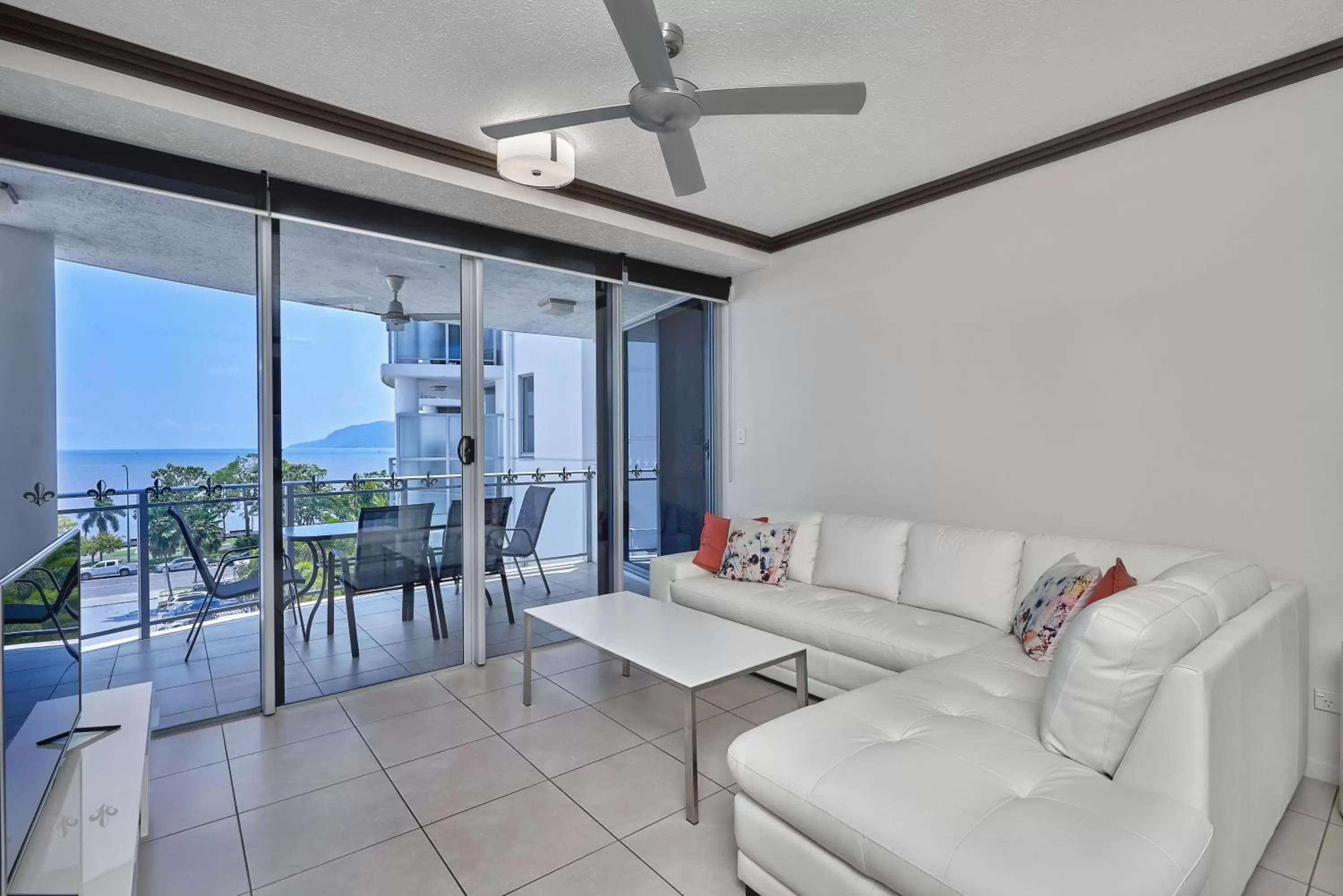 Deluxe Two-Bedroom Apartment in Vision Apartments Deluxe Two-Bedroom Apartment in Vision Apartments