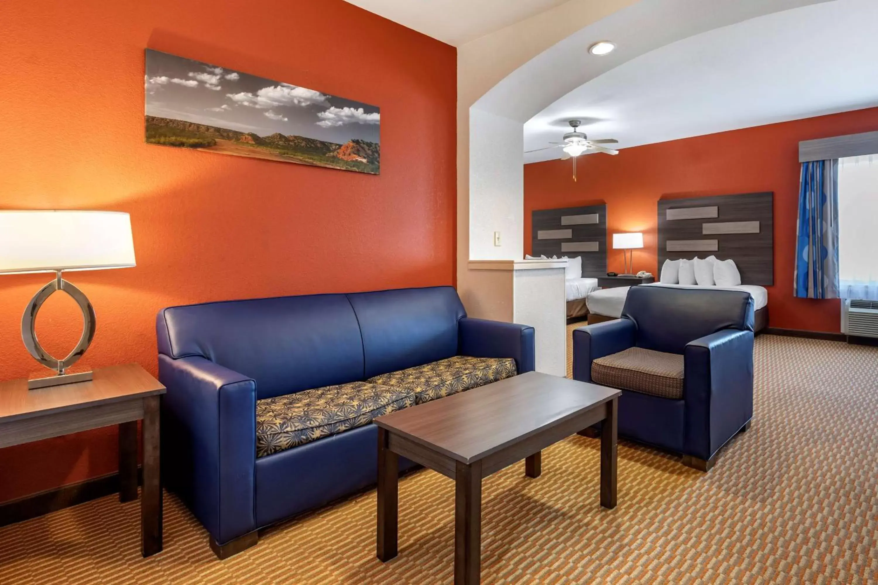 Queen Suite with Roll-In Shower - Disability Access/Non-Smoking in Best Western Palo Duro Canyon Inn & Suites Queen Suite with Roll-In Shower - Disability Access/Non-Smoking in Best Western Palo Duro Canyon Inn & Suites