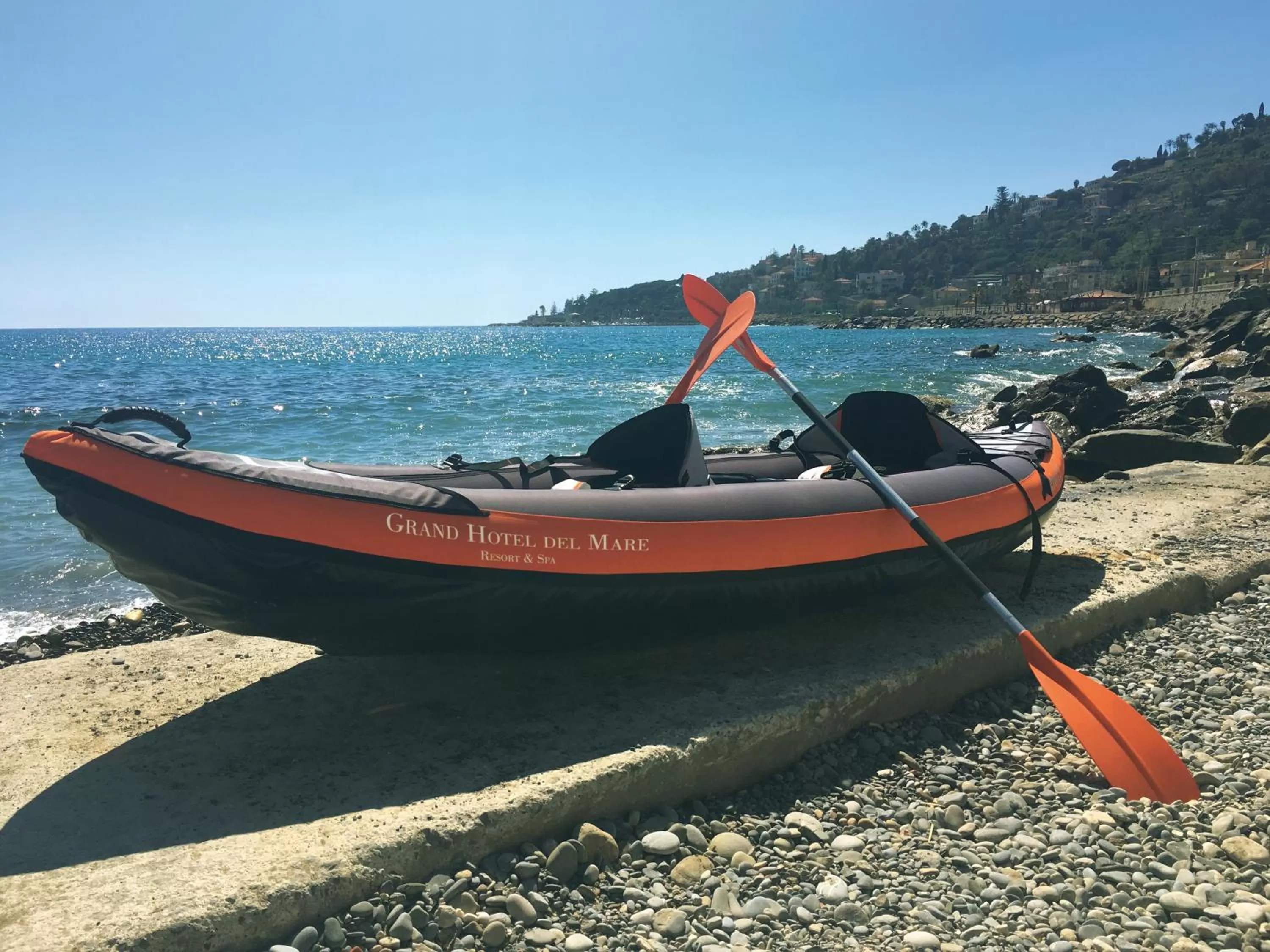 Canoeing in Grand Hotel Del Mare Resort & Spa