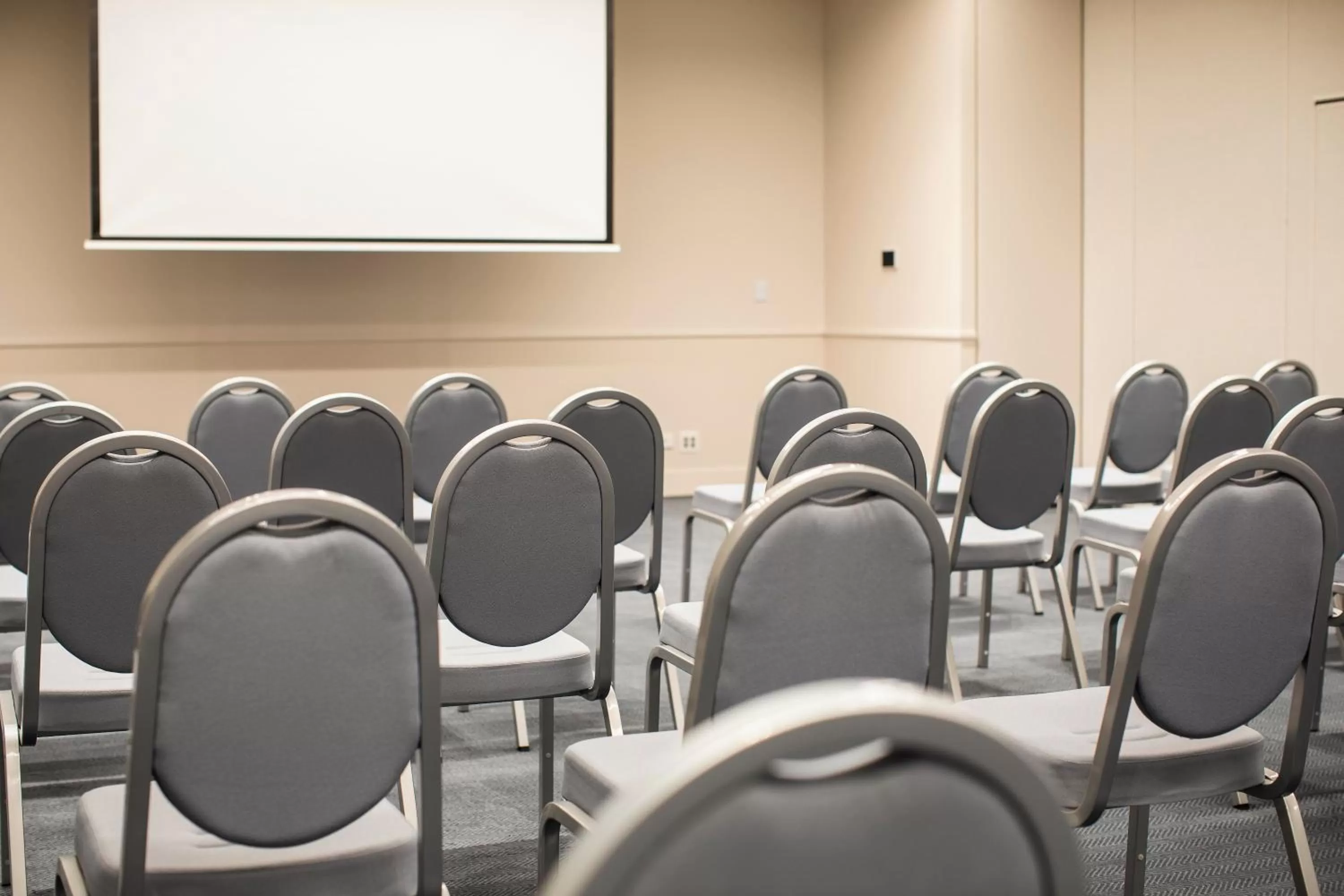 Meeting/conference room in Holiday Inn Werribee by IHG