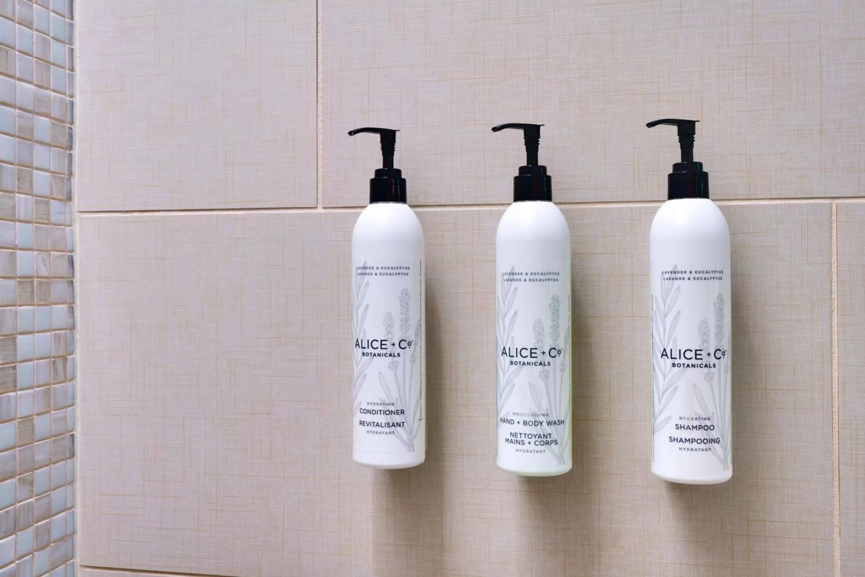 Bathroom in SpringHill Suites by Marriott Las Vegas Convention Center