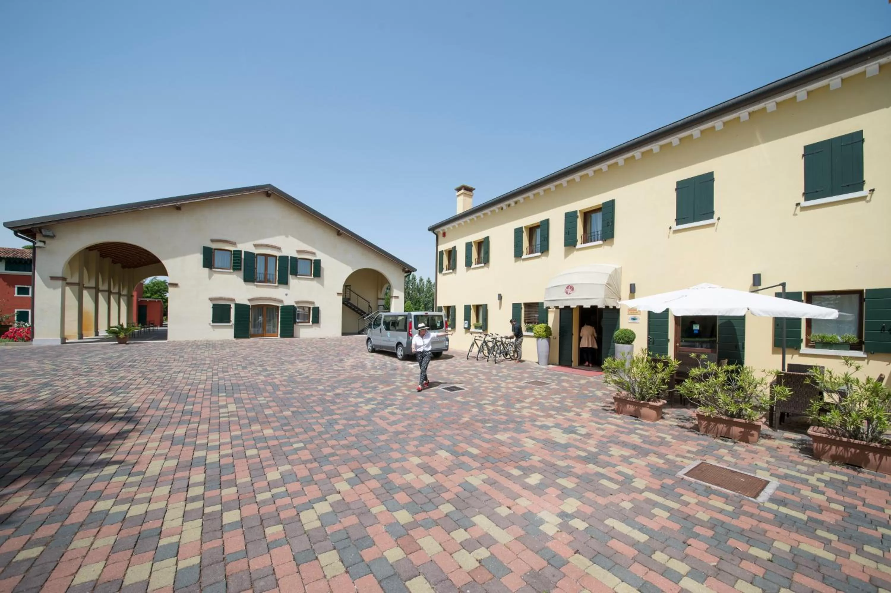 Property building in Hotel Venice Resort Airport