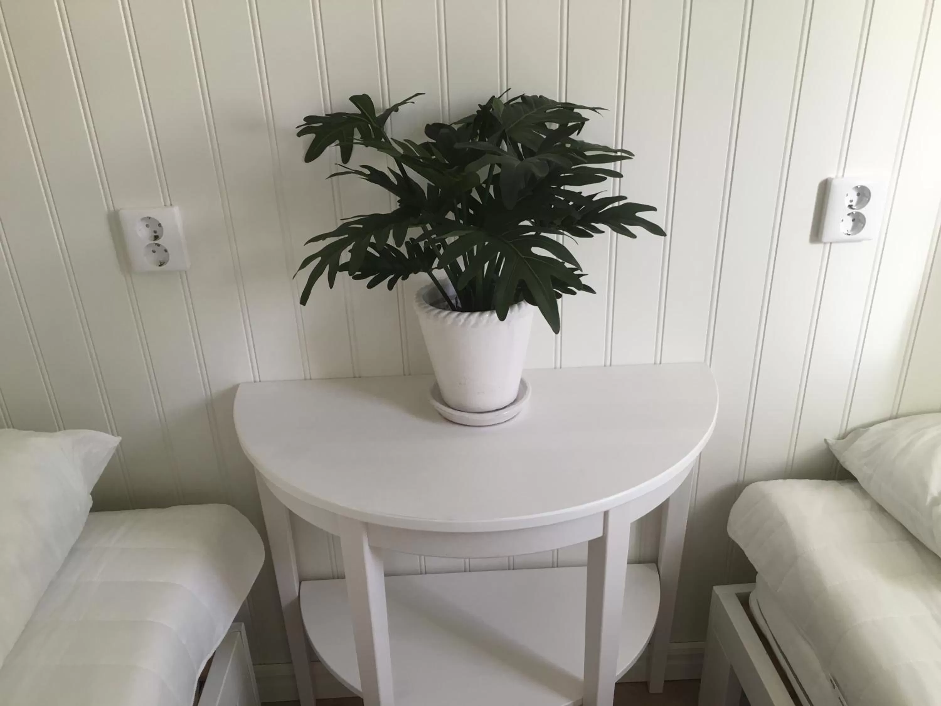 Bed, Seating Area in Augustas Bed & Breakfast