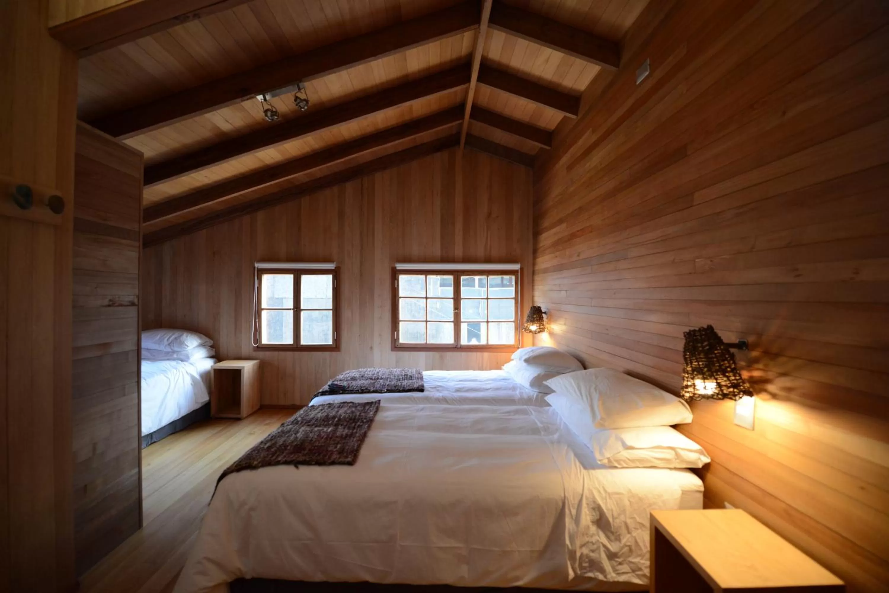 People, Bed in Sizigia