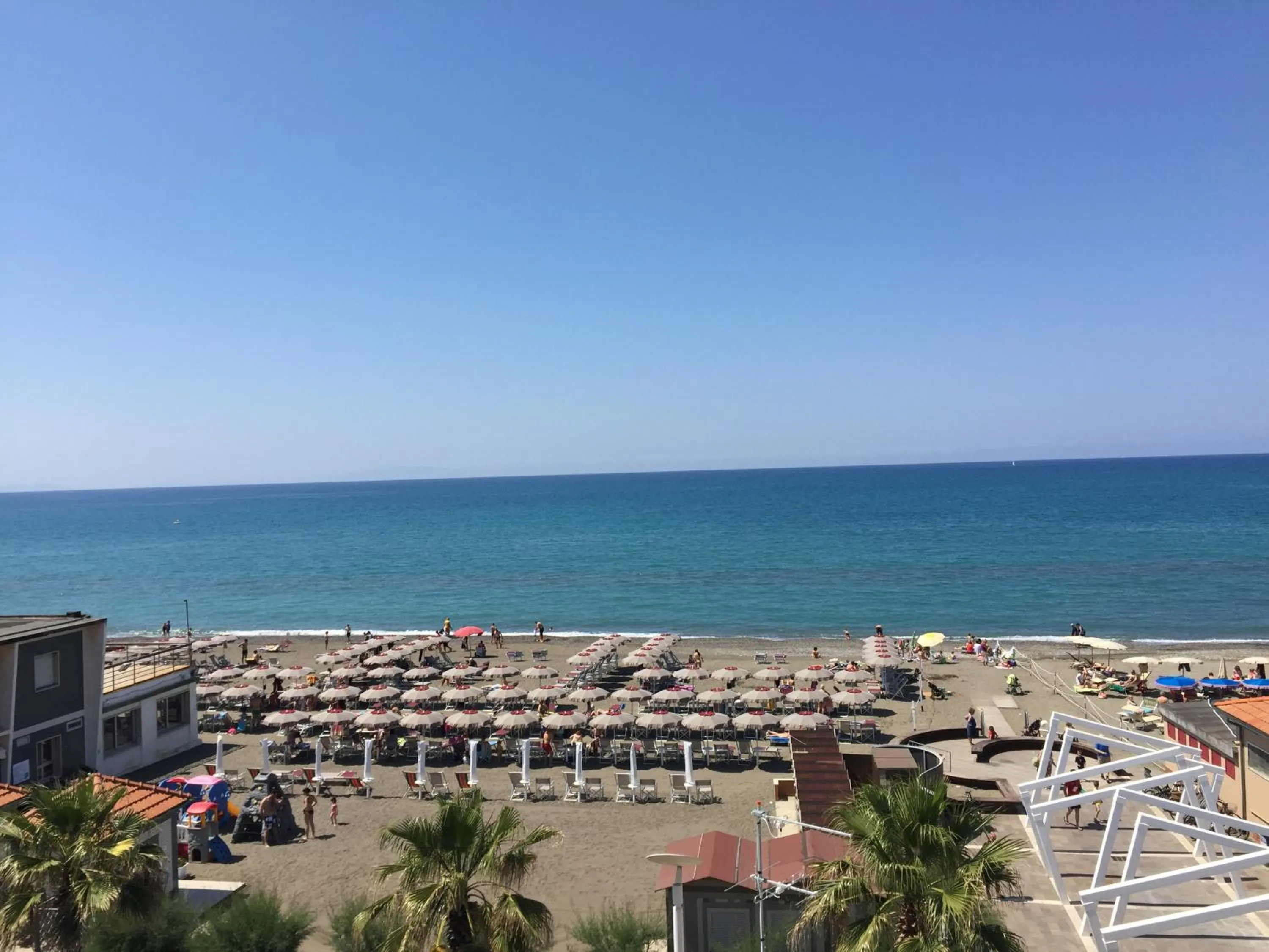 Beach in Albergo La Lampara