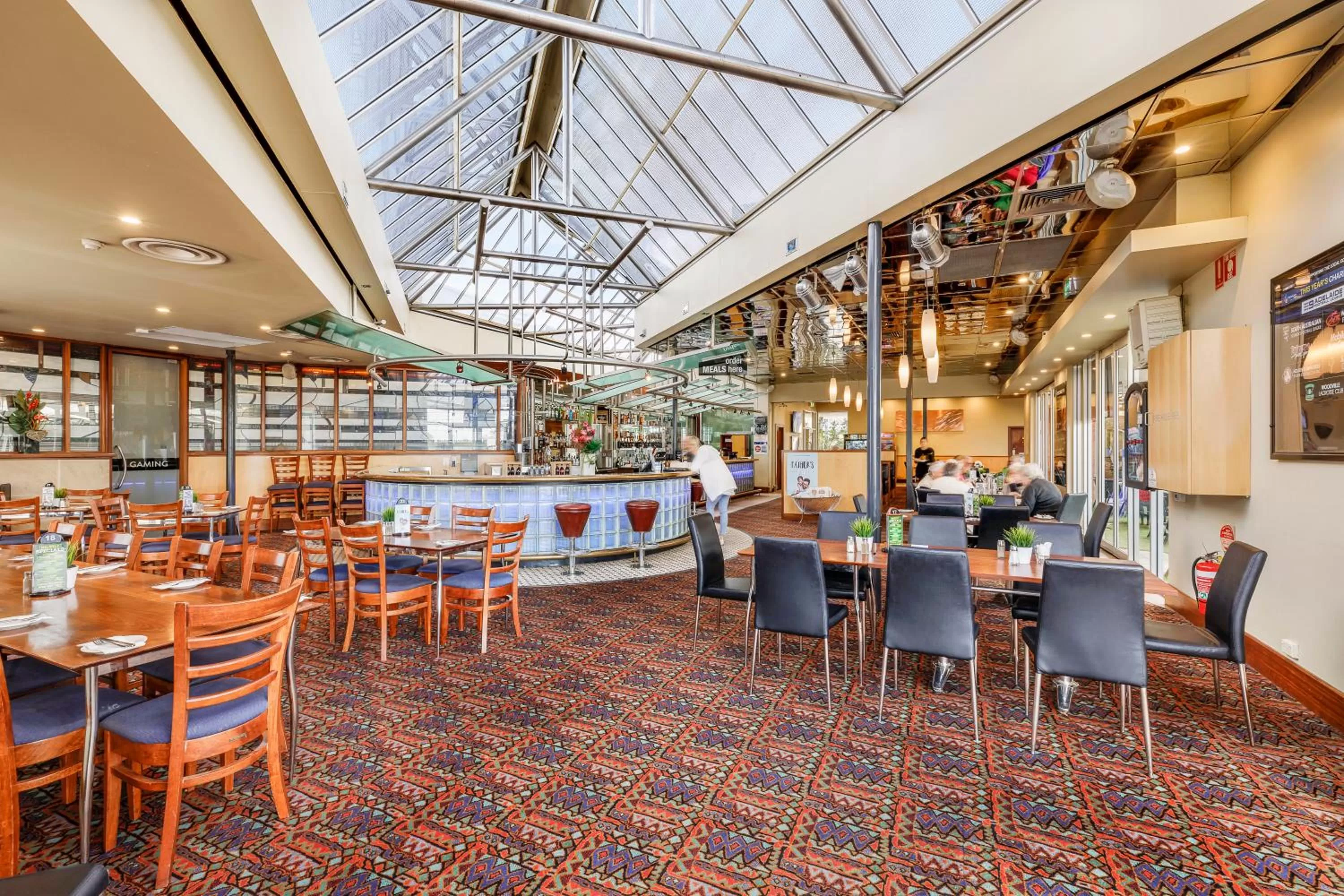 Lunch in Nightcap at Findon Hotel