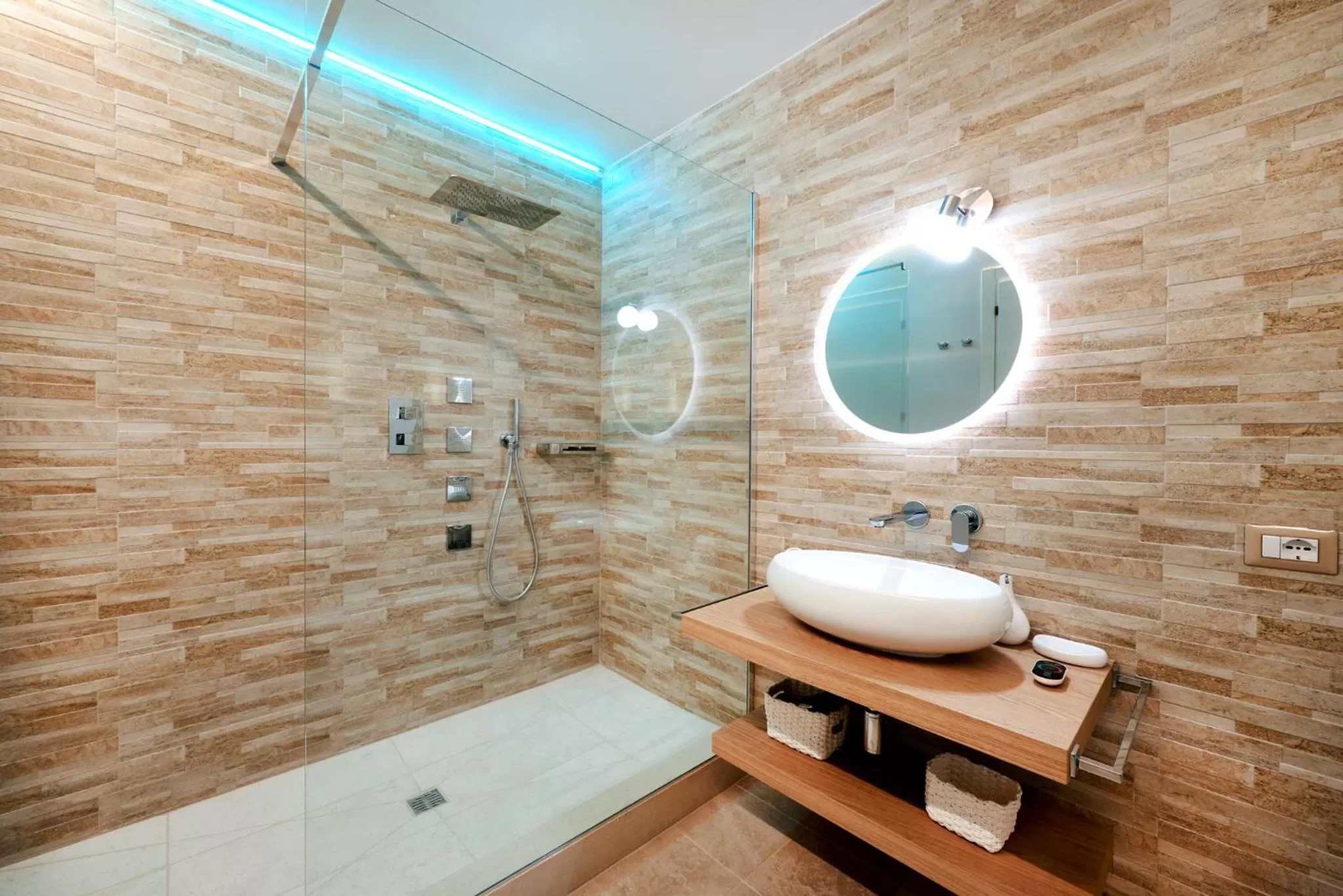 Shower in Palazzo Pio III - Residenza d'epoca