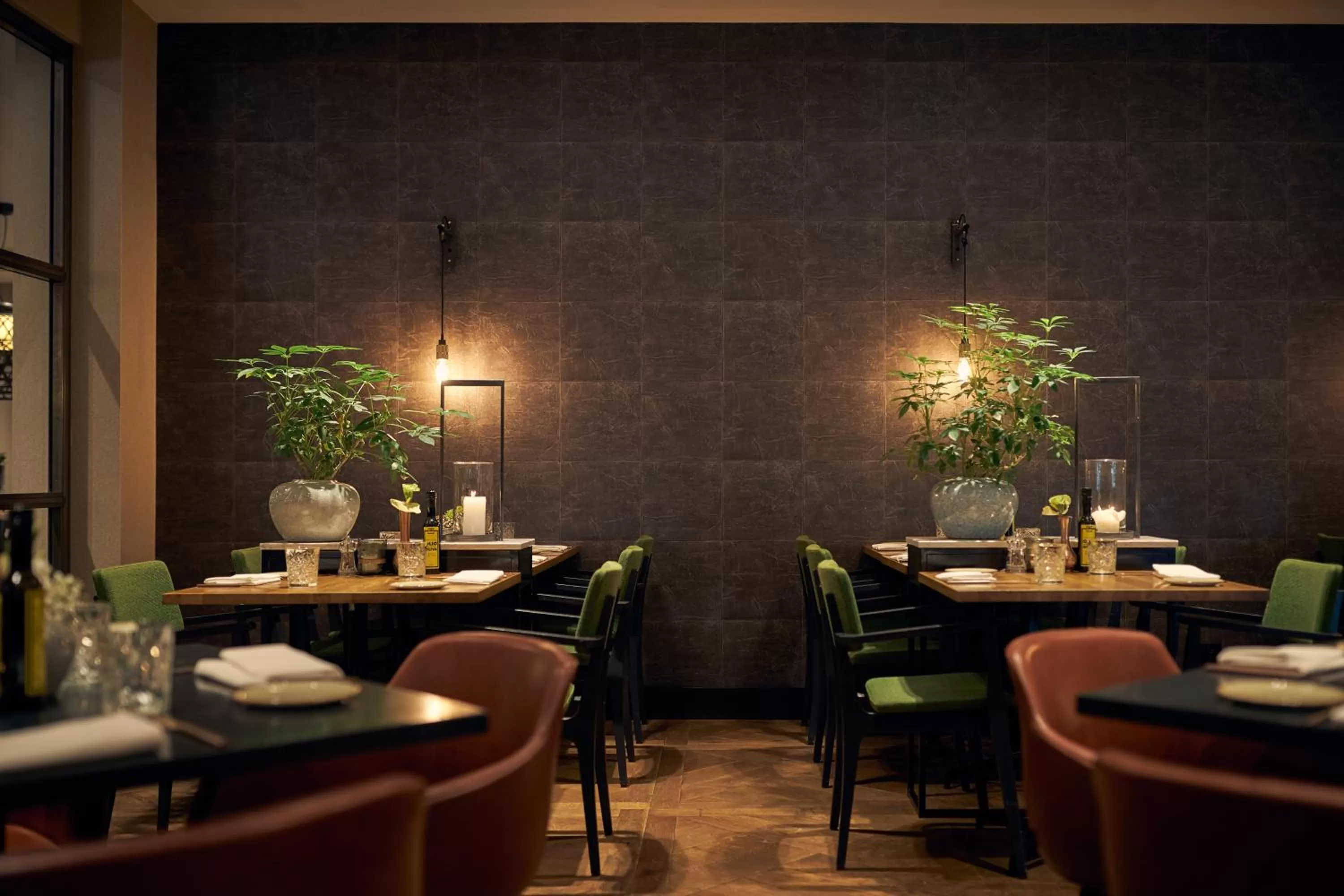 Restaurant/places to eat in Van der Valk Hotel Antwerpen