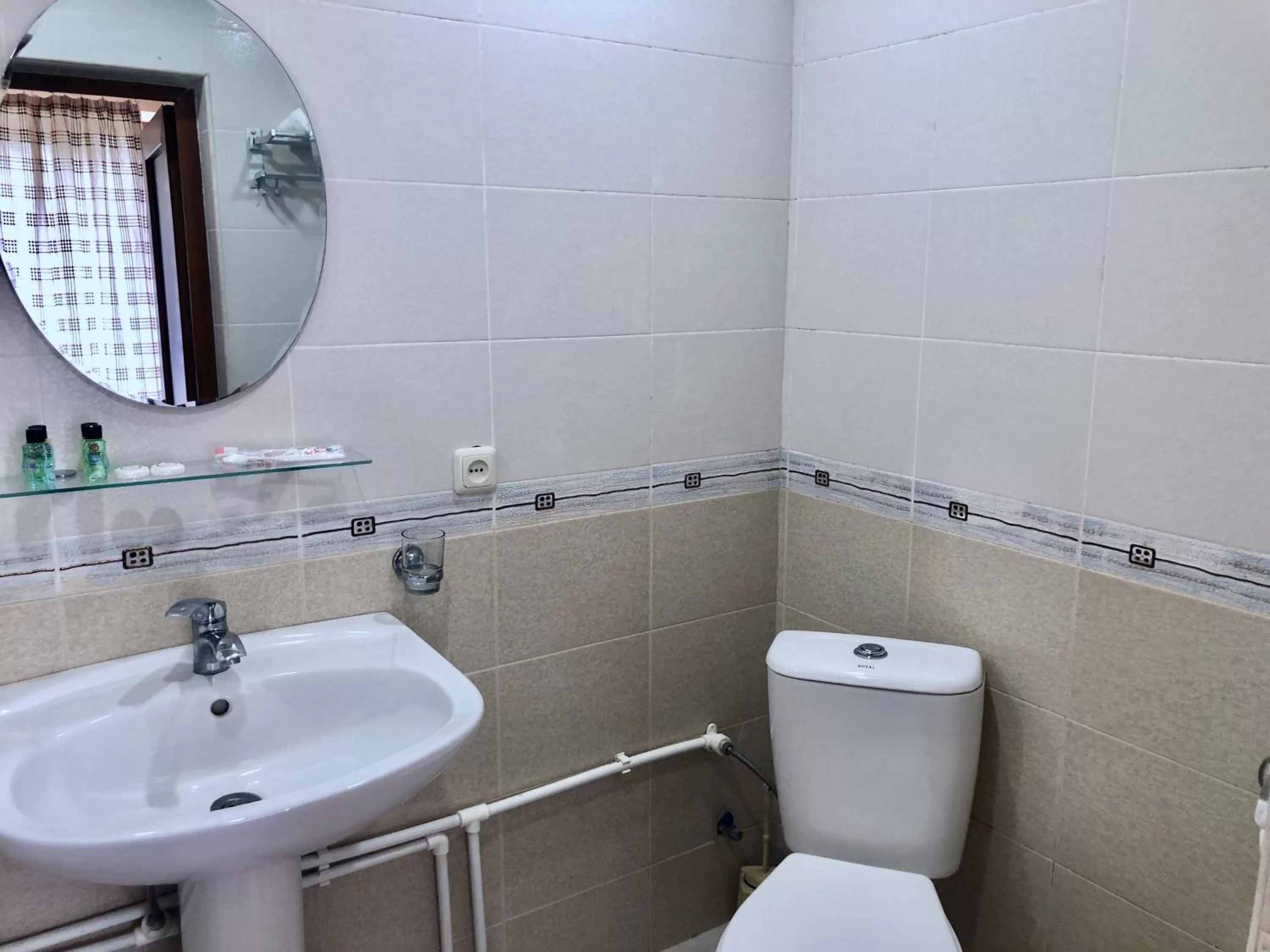 Toilet, Bathroom in Dil Hill by Sam