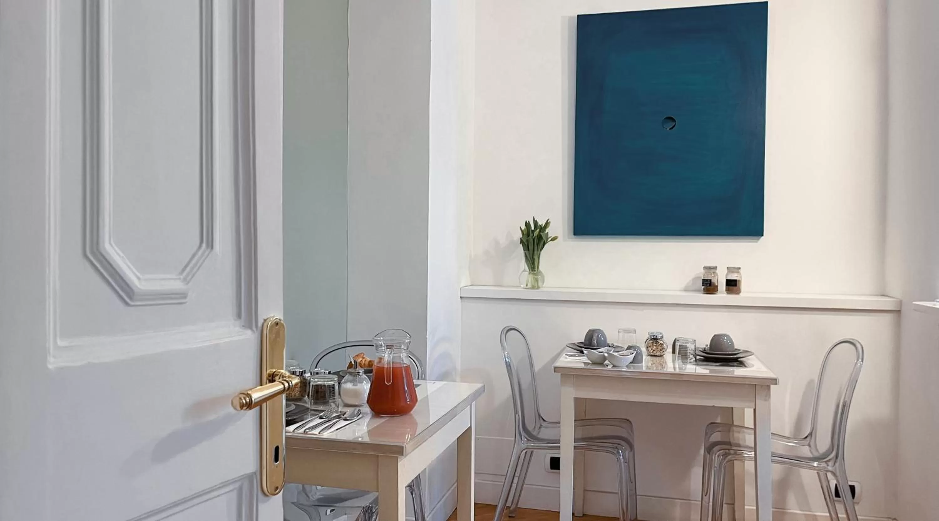 Breakfast in NTB Roma B&B