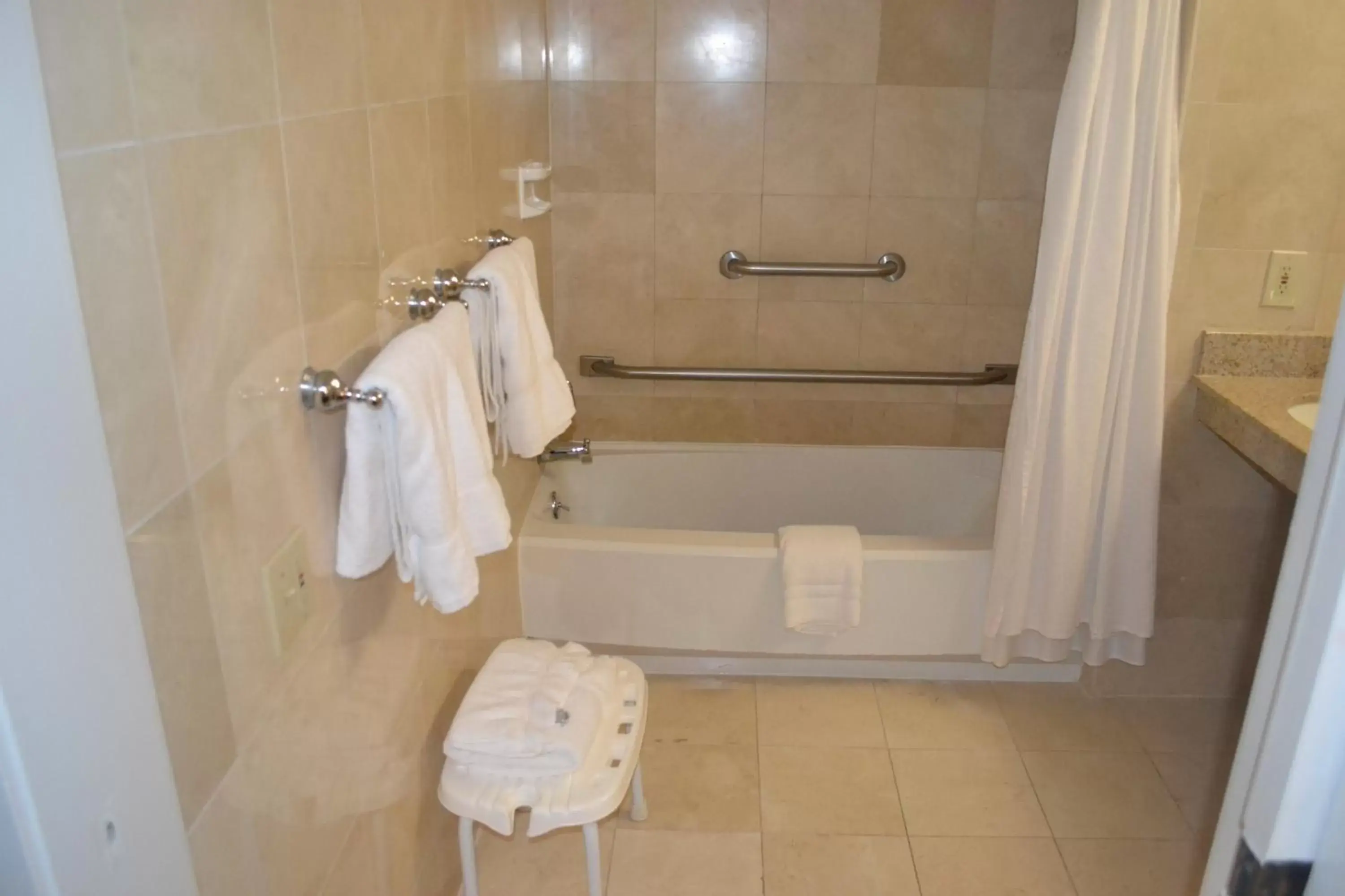 Double Room with Two Double Beds in The Kensington Hotel Double Room with Two Double Beds in The Kensington Hotel