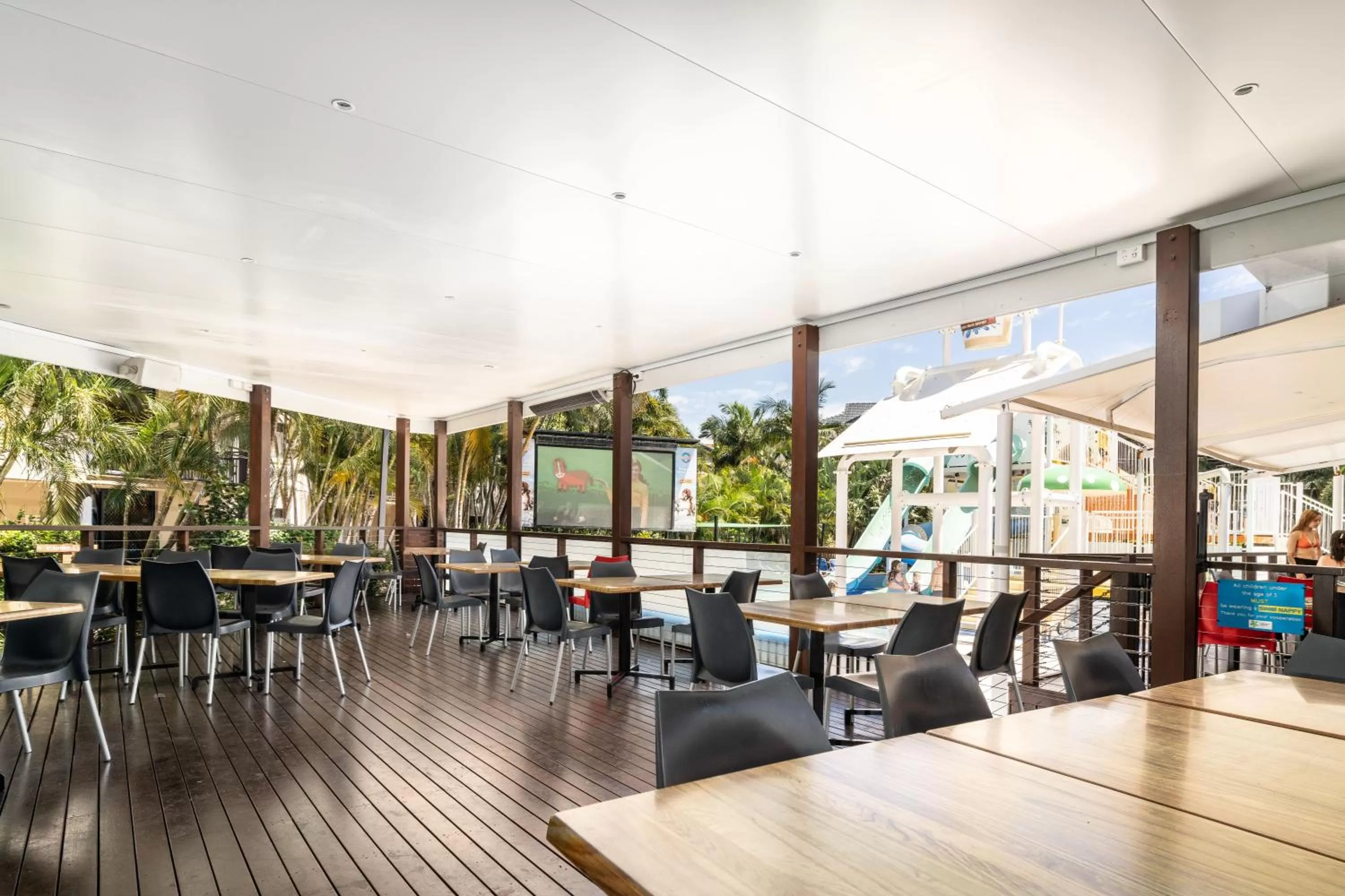 Restaurant/places to eat in Turtle Beach Resort