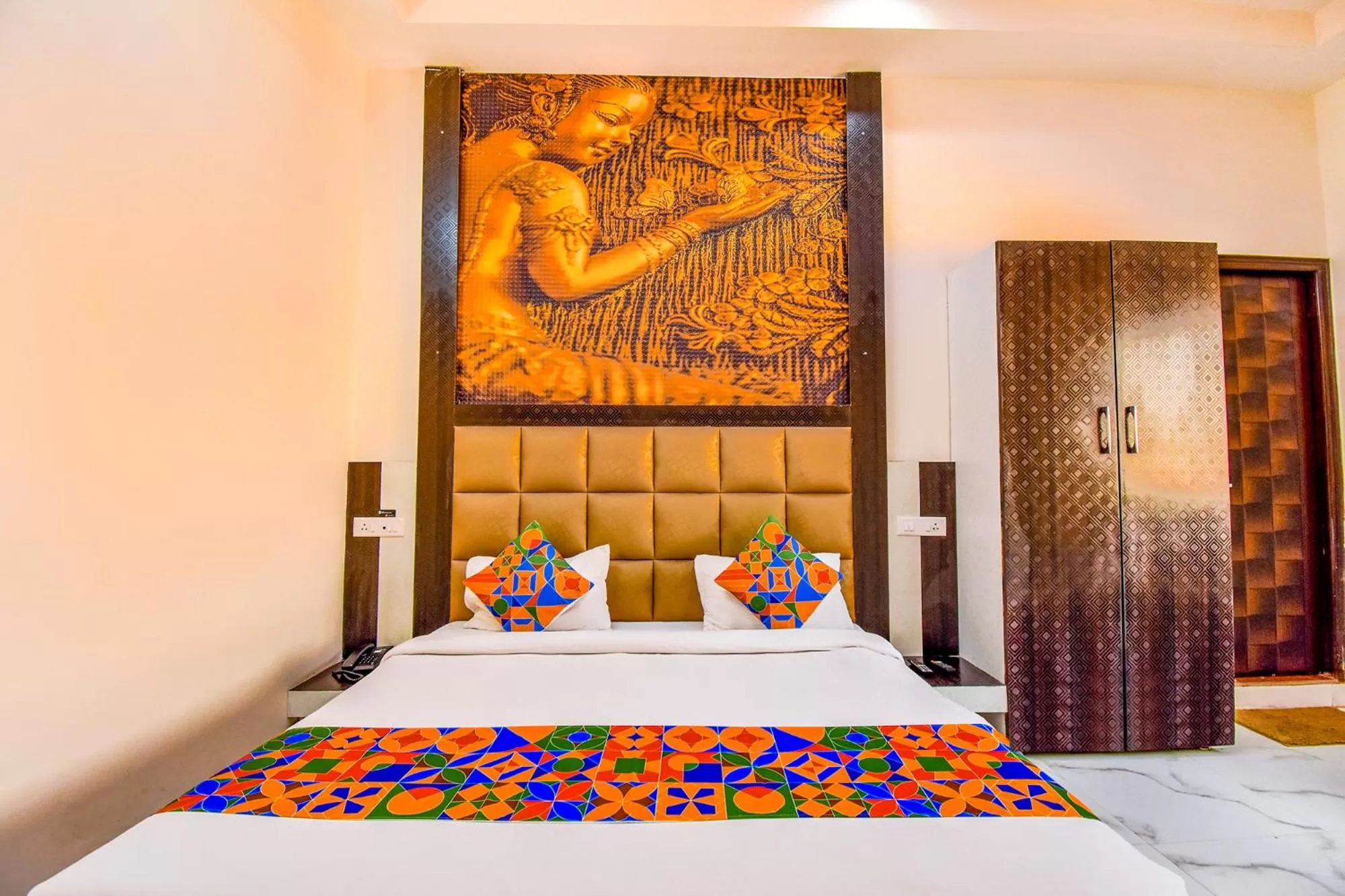 Bed in FabHotel Prime Sumanglam