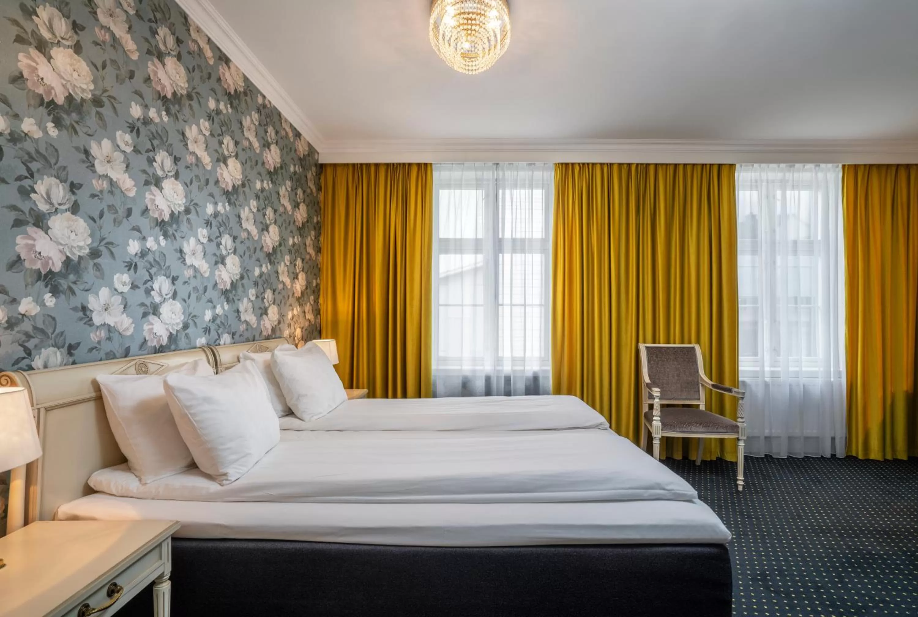 Bedroom, Bed in Thon Hotel Sandven