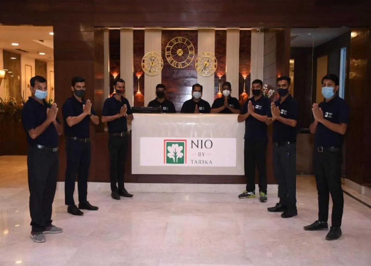 Staff in Nio By Tarika, Sector-1, Noida