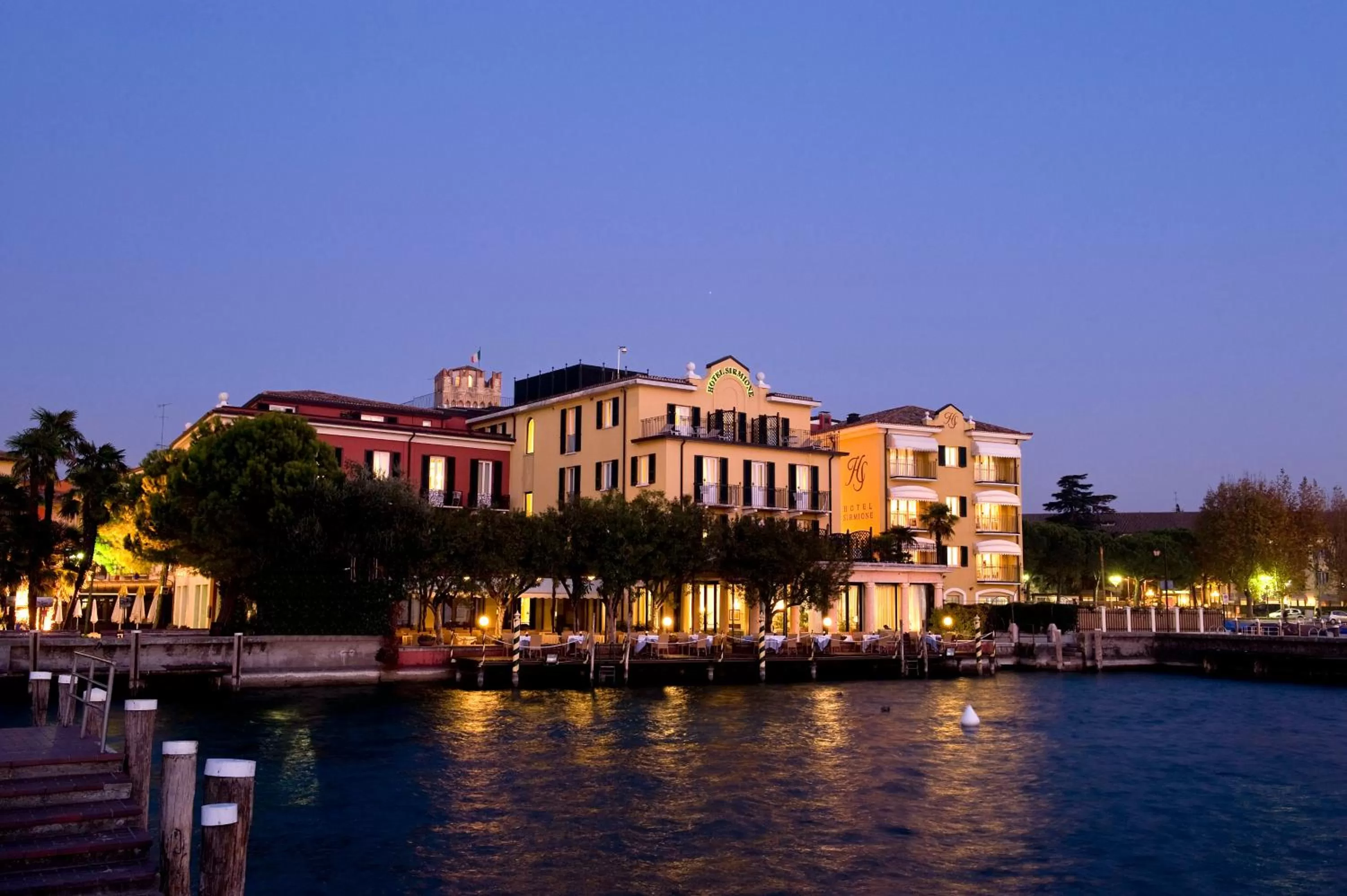 Property building in Hotel Sirmione Terme