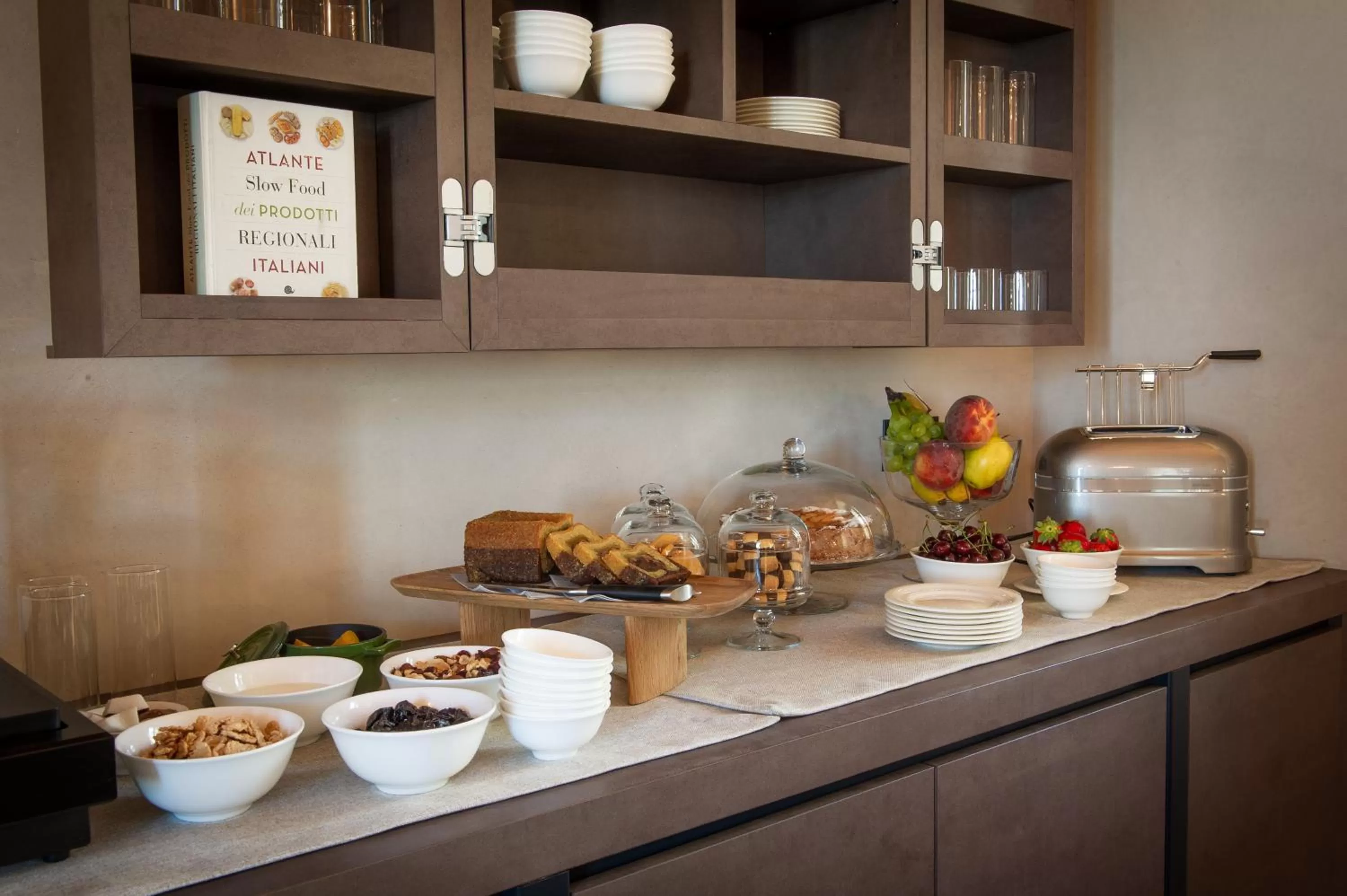 Continental breakfast in Relais San Vigilio al Castello