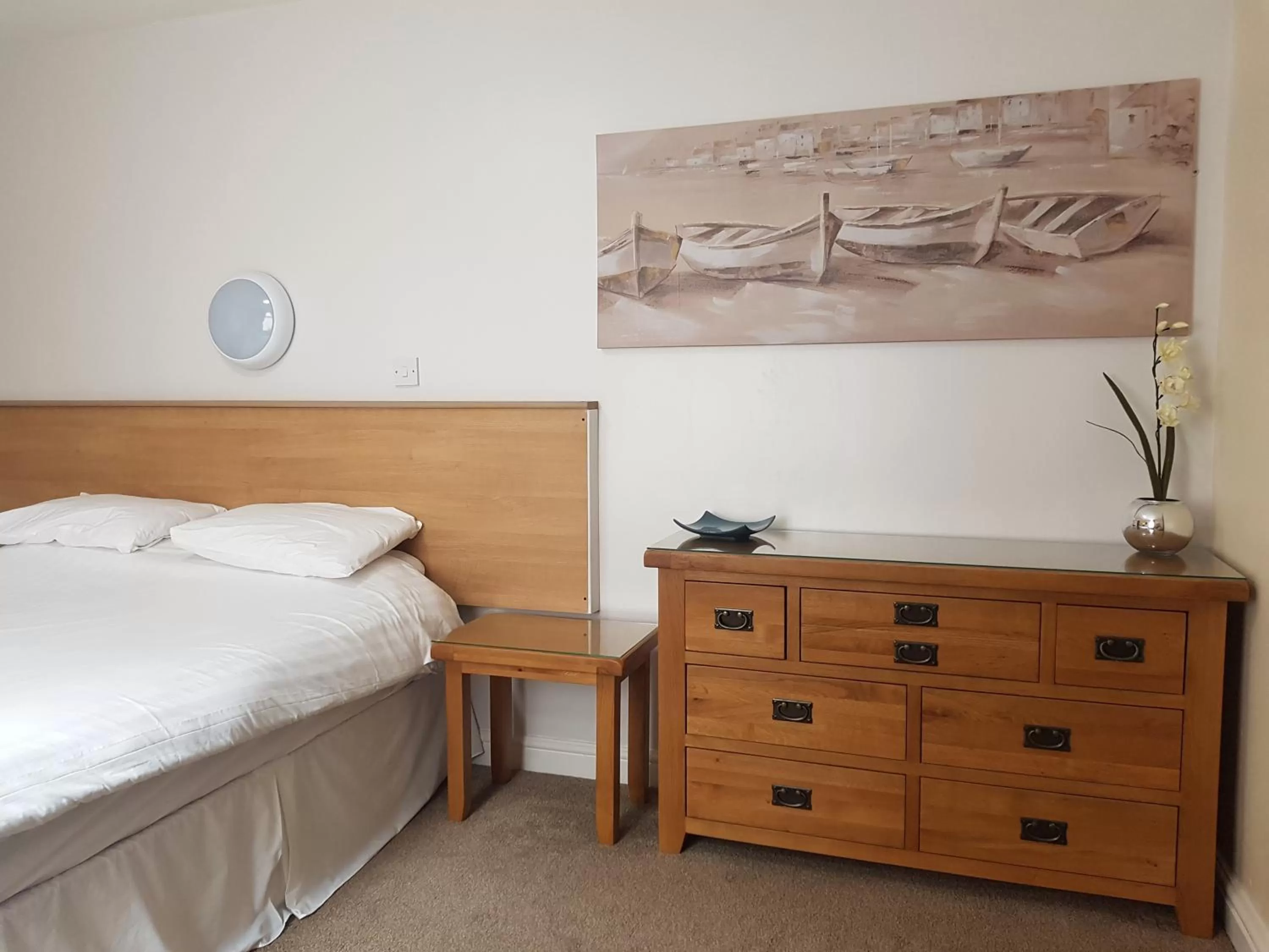 Bed in The Beacon Hotel