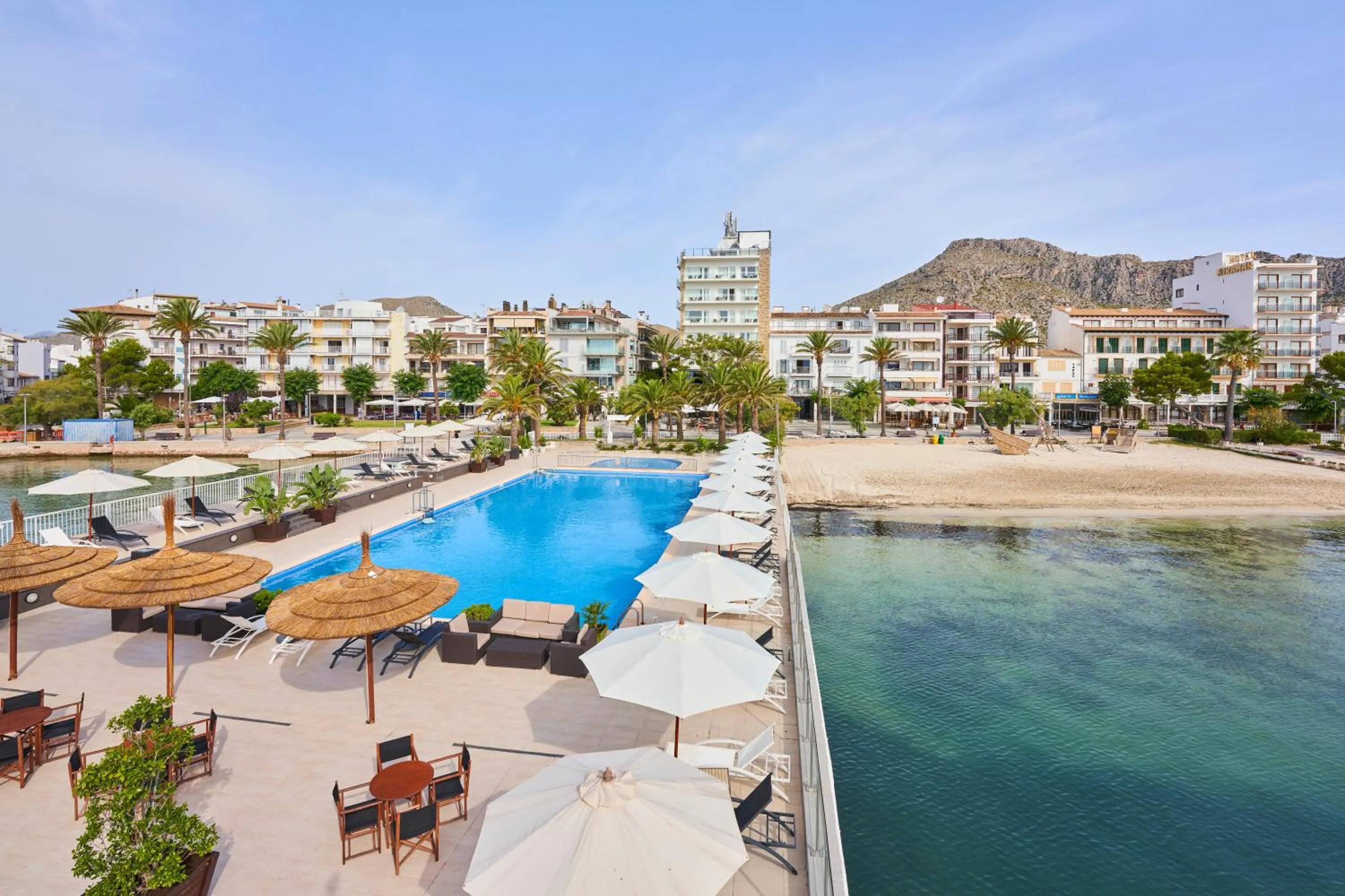 Beach in Hoposa Daina- Adults Only