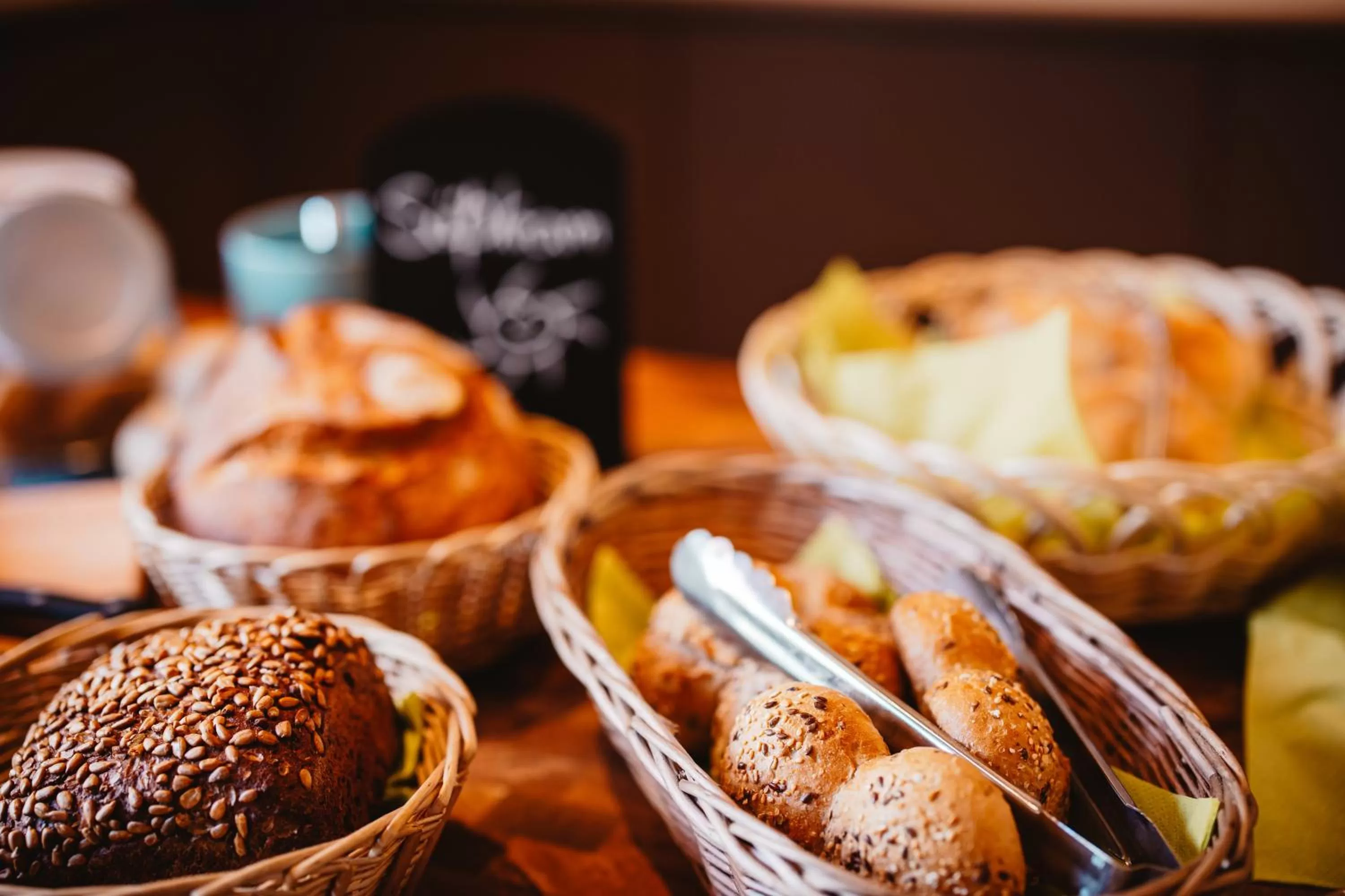 Breakfast in Schieners Hotel & Apfelhof Apartments