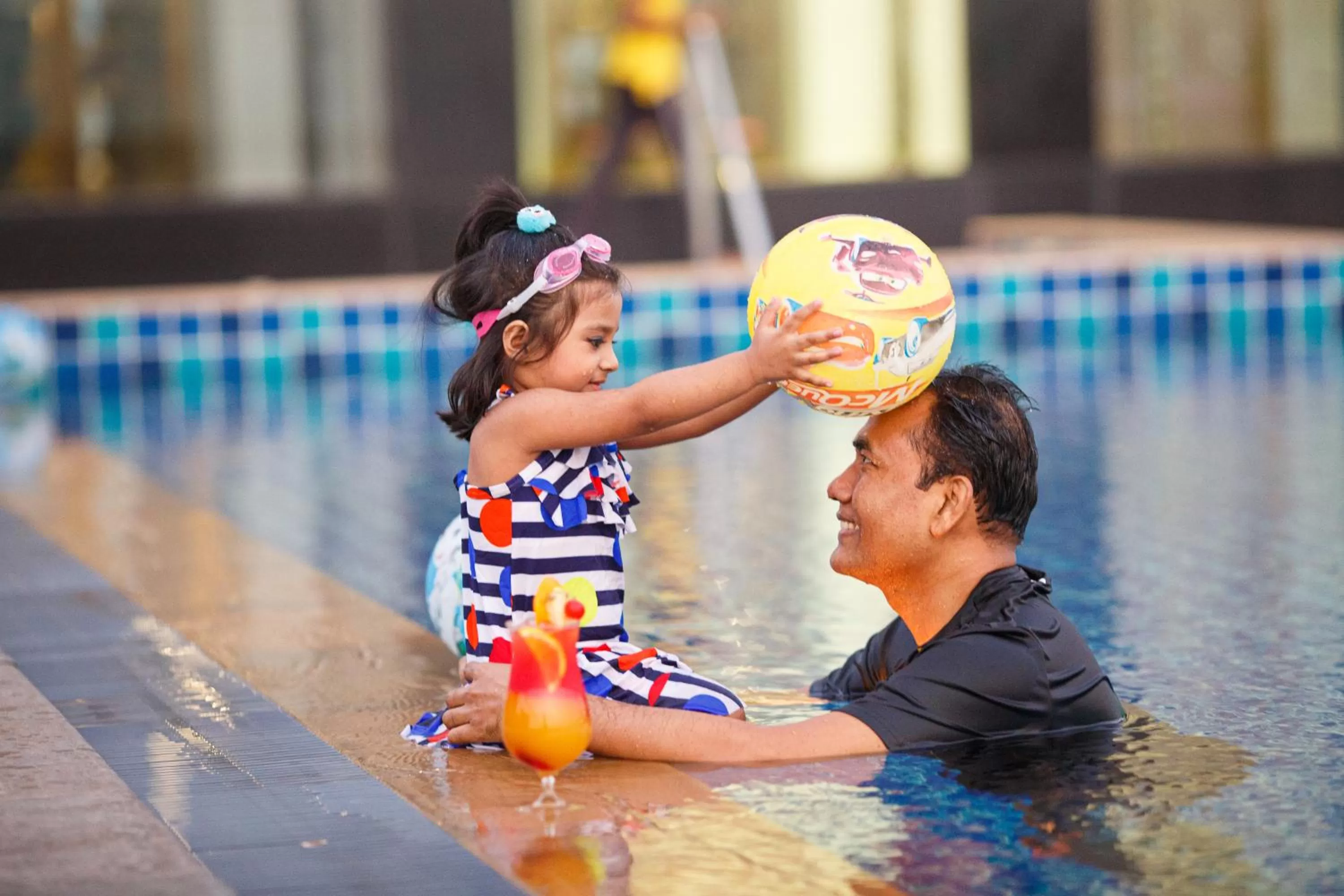 Swimming pool in Holiday Inn Dhaka City Centre by IHG
