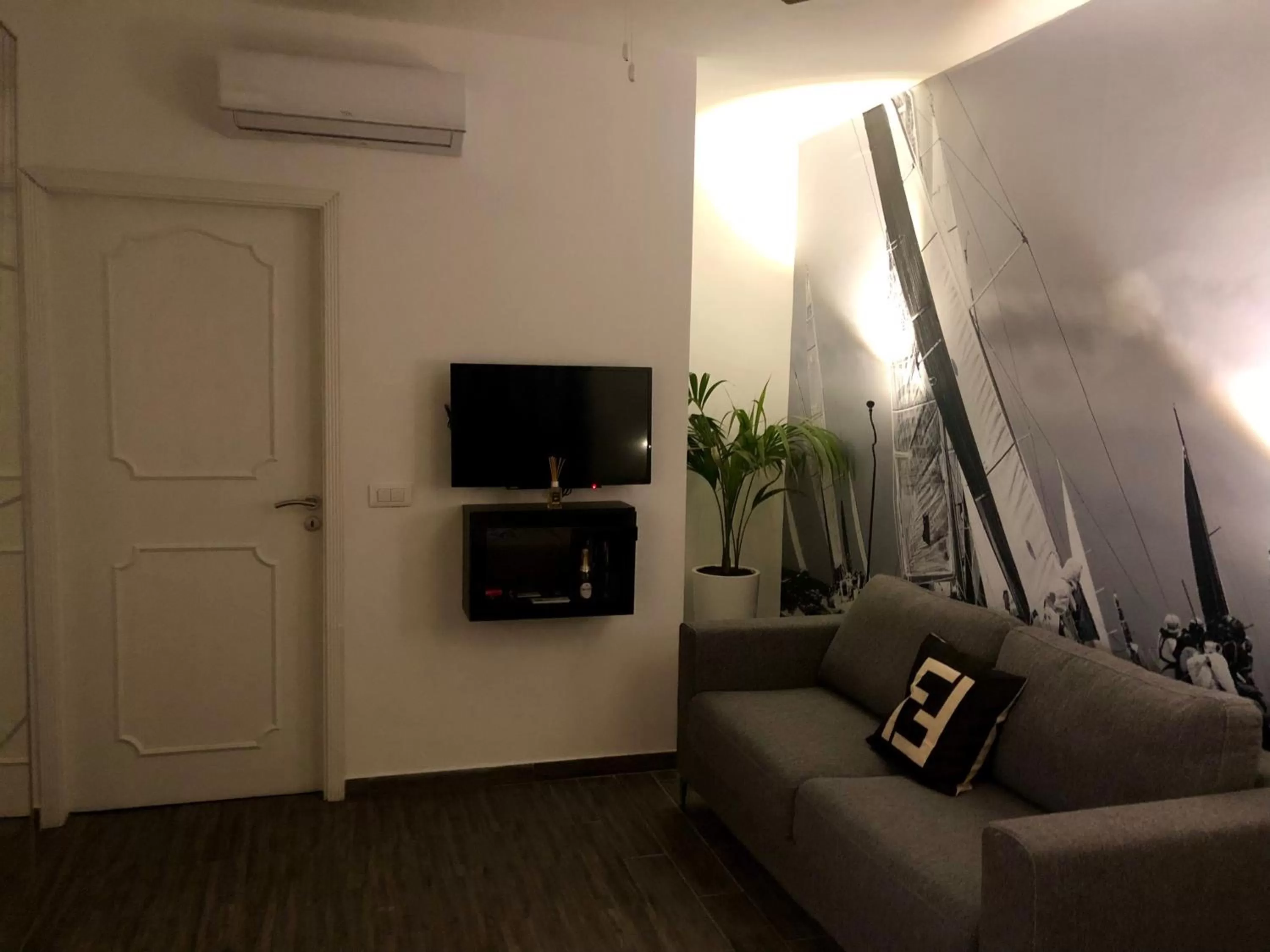 Nautilus Boutique Townhouse